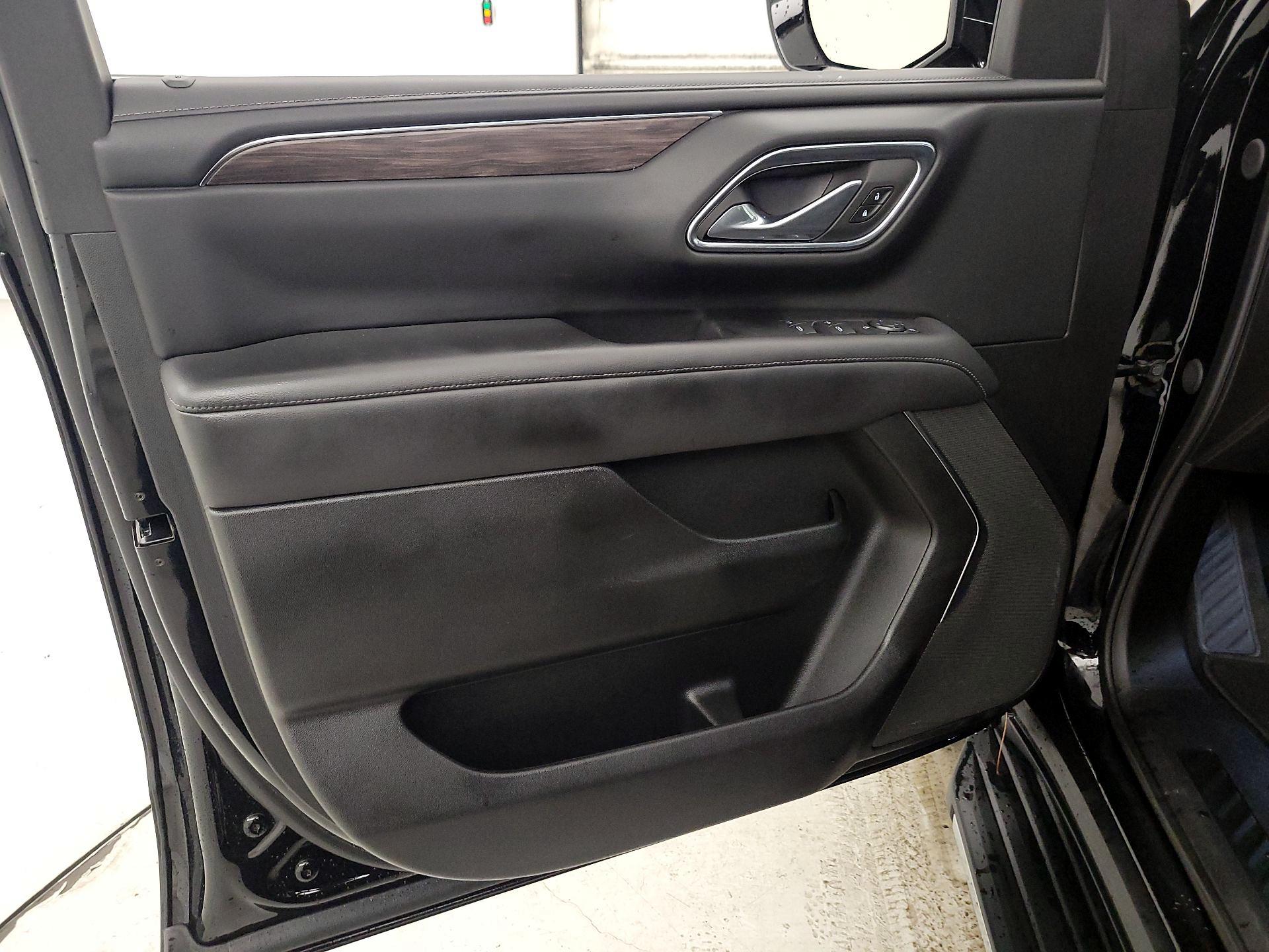 Thumbnail: 2024 Chevrolet Tahoe - 12