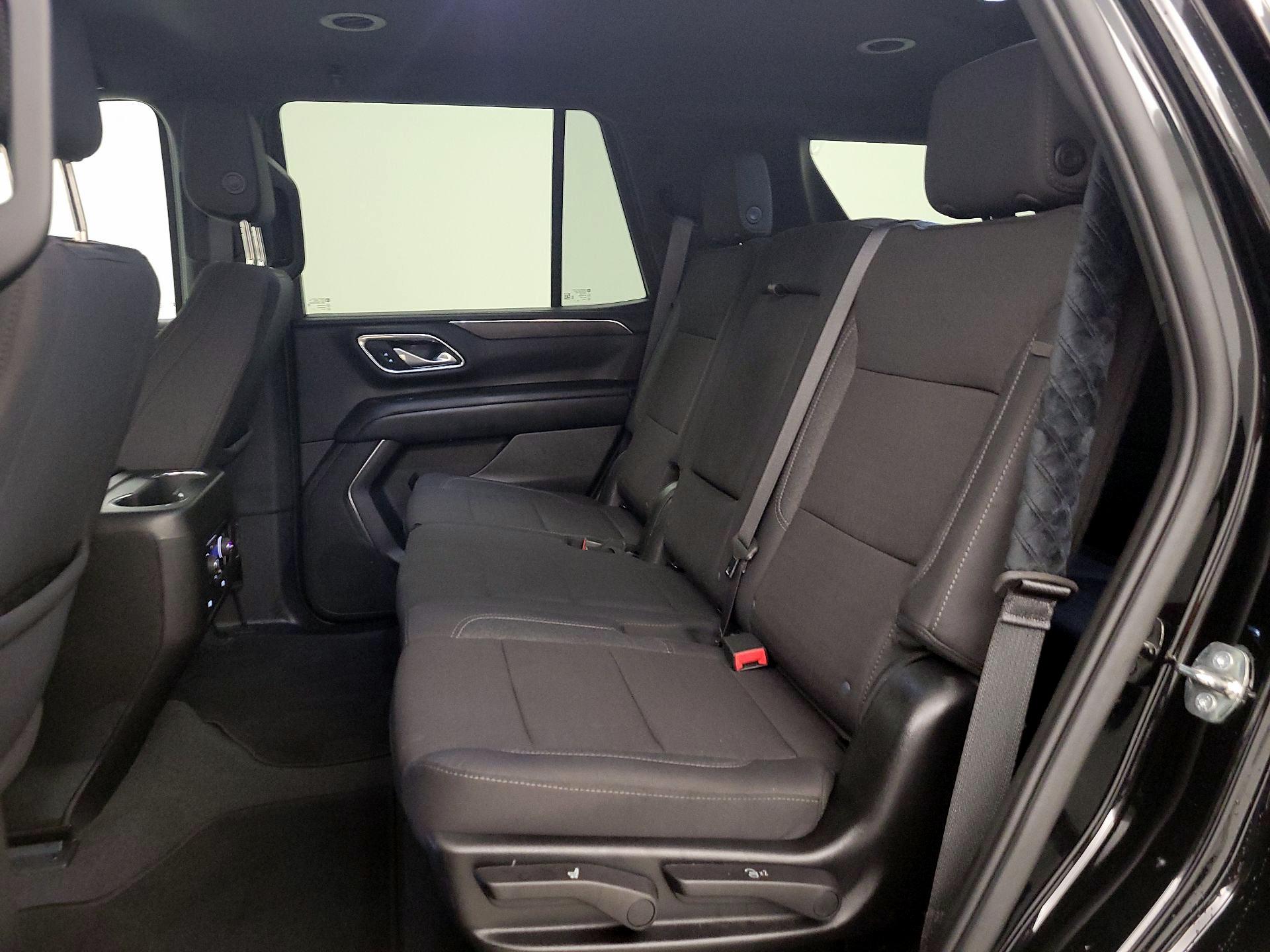 Thumbnail: 2024 Chevrolet Tahoe - 17