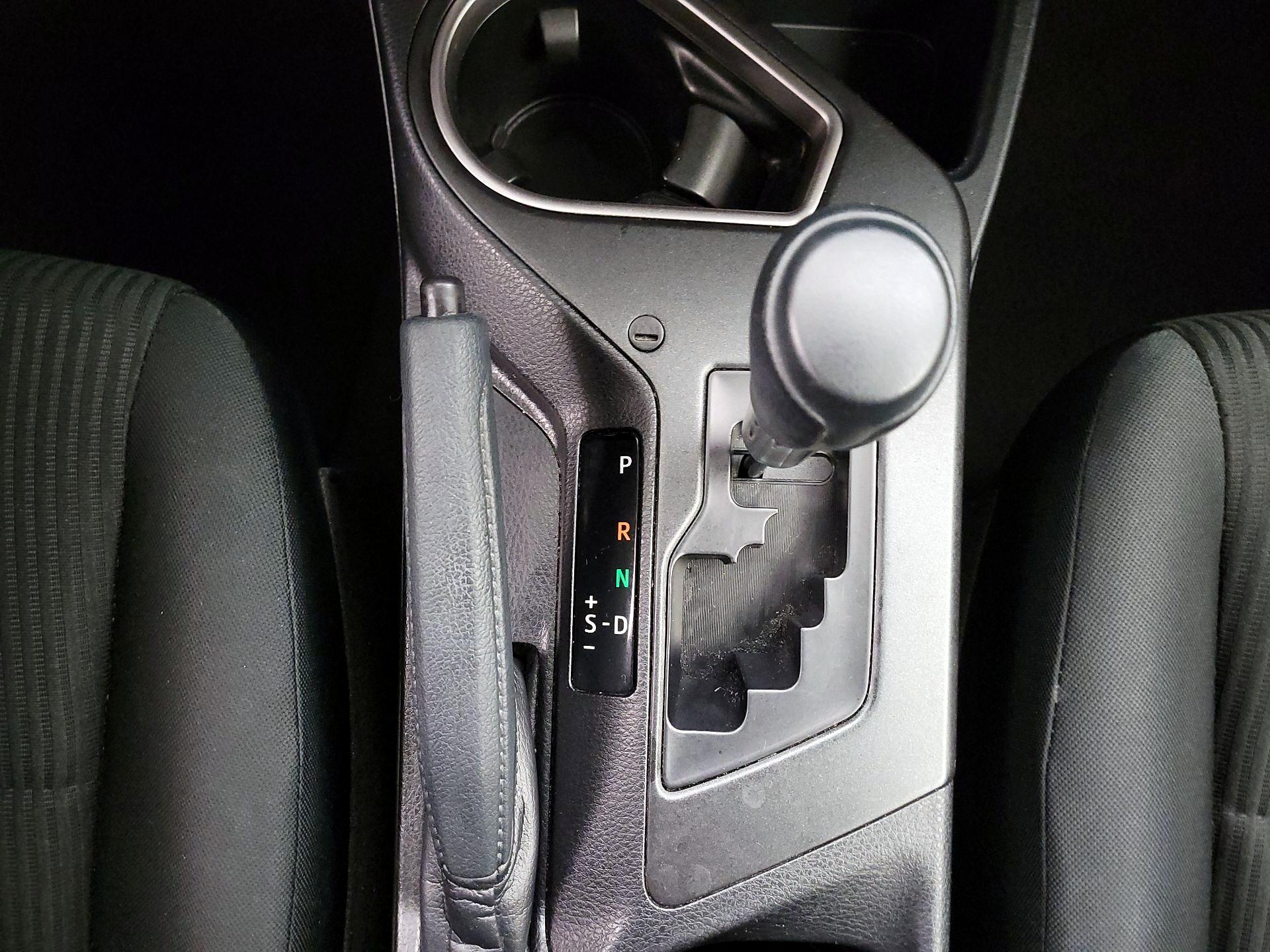 Thumbnail: 2017 Toyota RAV4 - 16