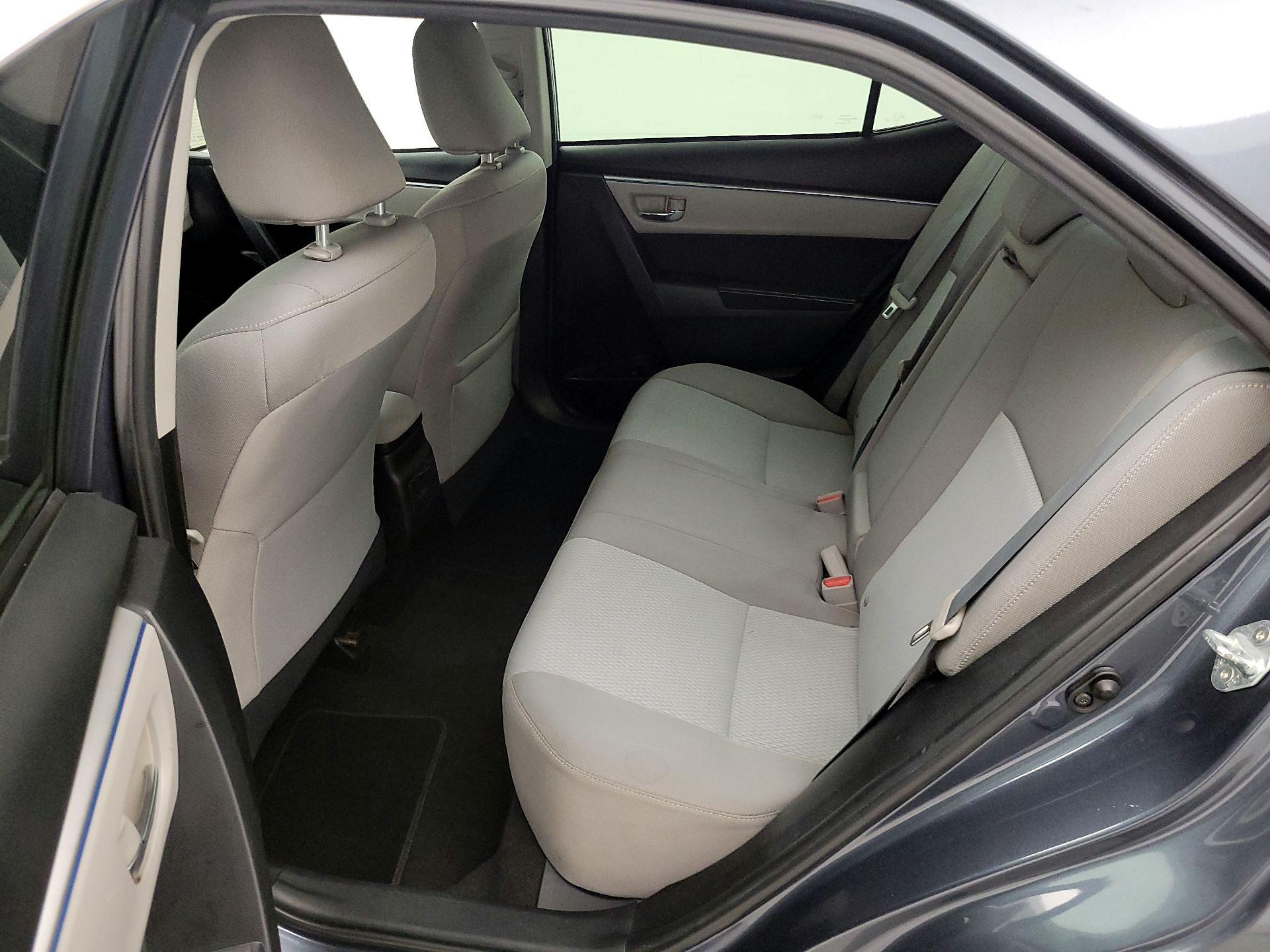 Thumbnail: 2016 Toyota Corolla - 18