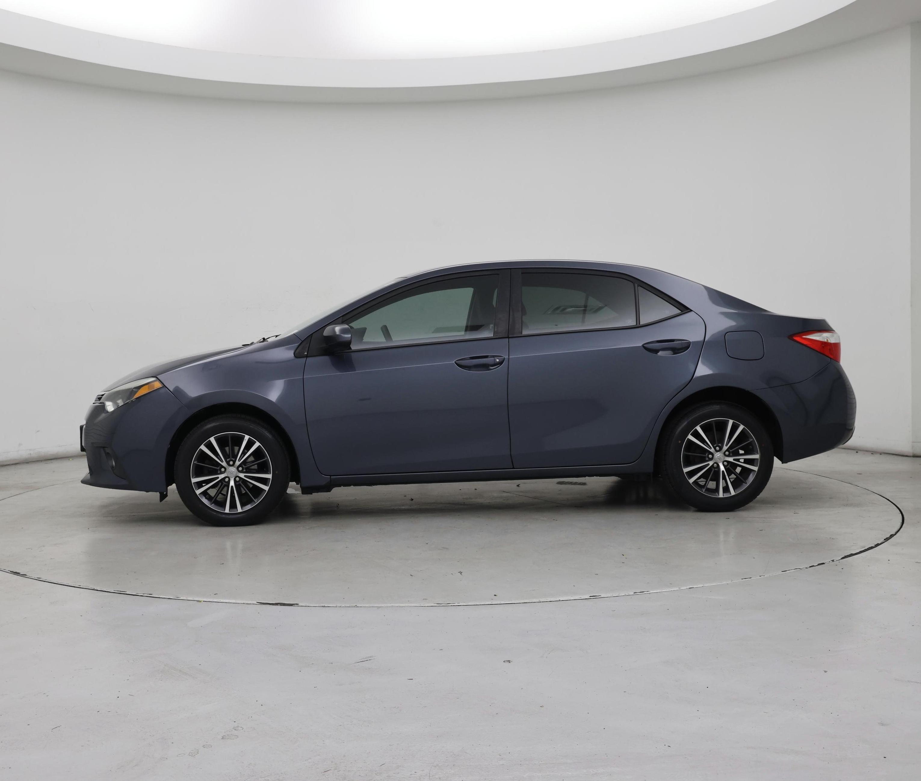Thumbnail: 2016 Toyota Corolla - 3