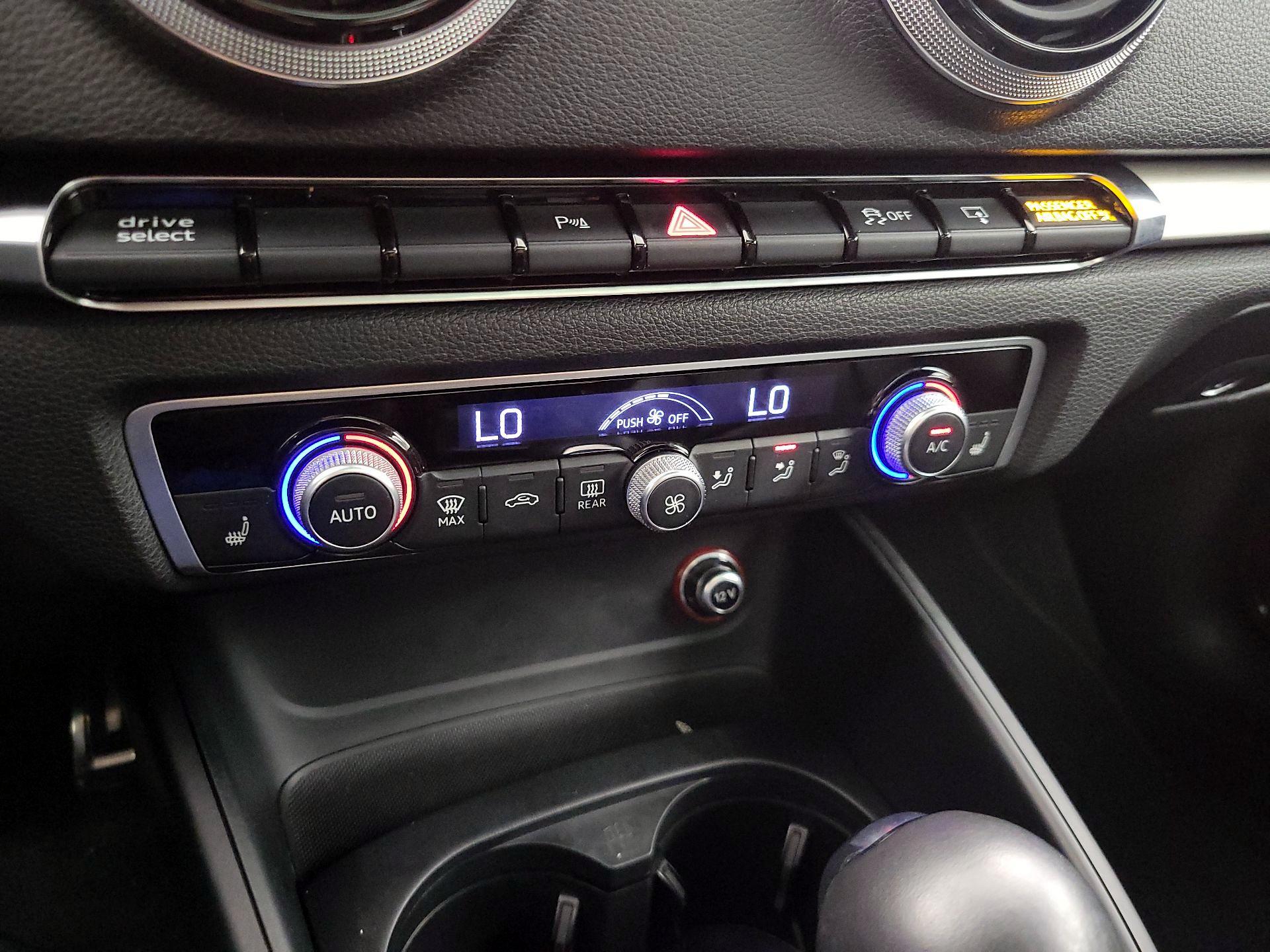 Thumbnail: 2015 Audi S3 - 17