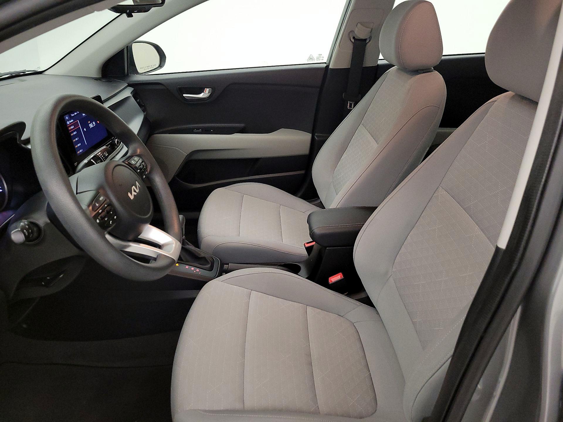 Thumbnail: 2022 Kia Rio - 11