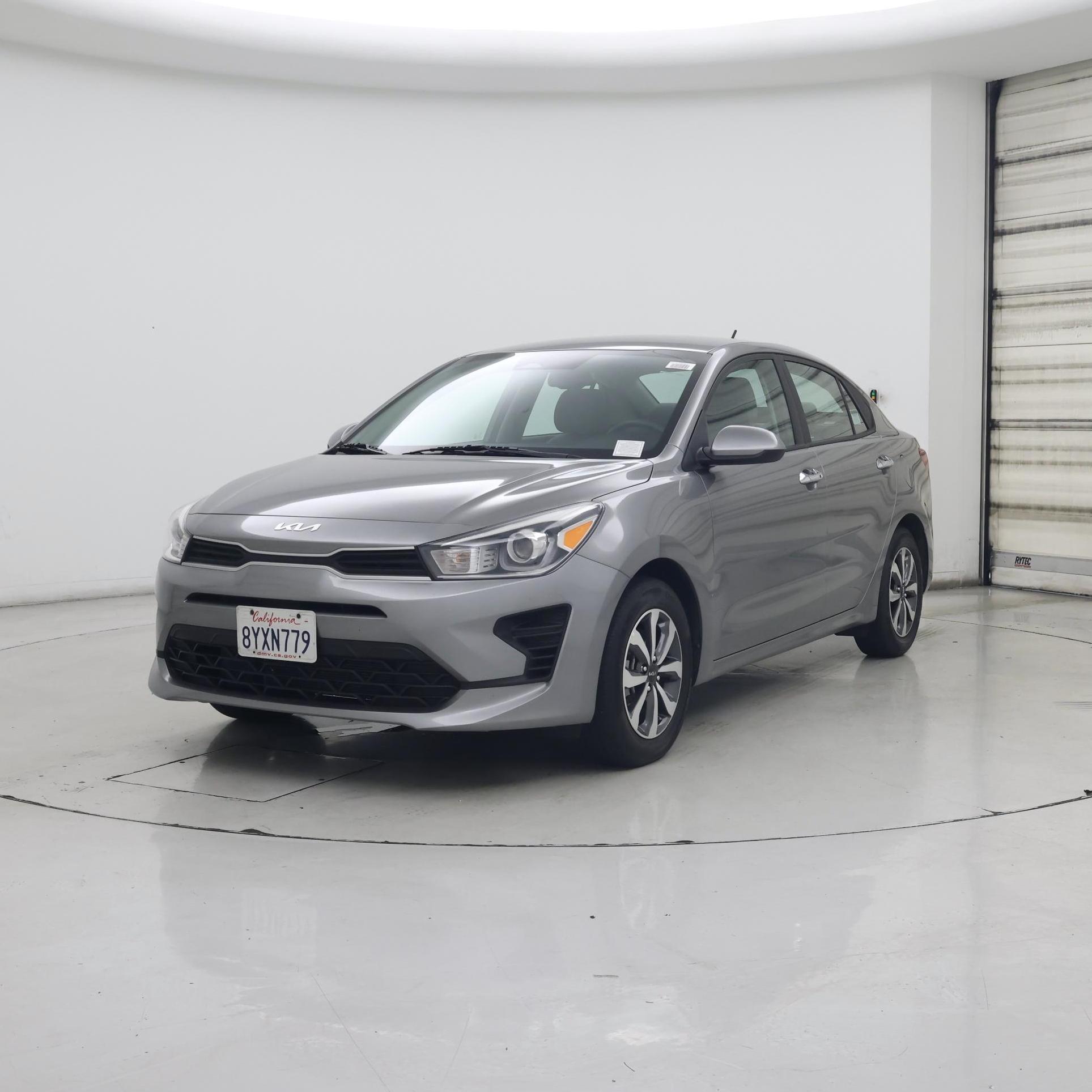 Thumbnail: 2022 Kia Rio - 4