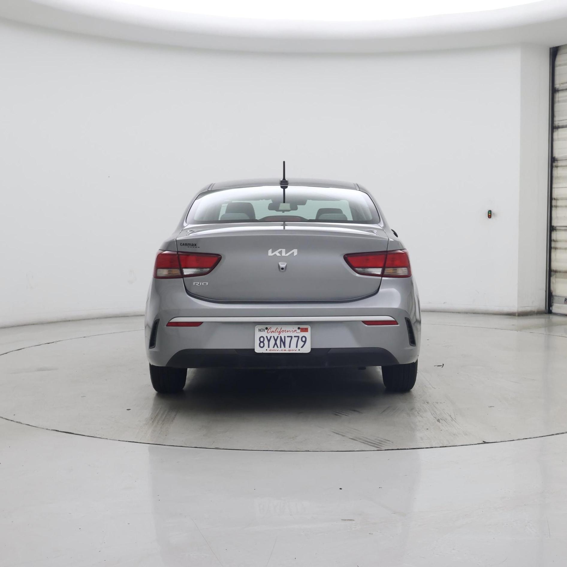 Thumbnail: 2022 Kia Rio - 6