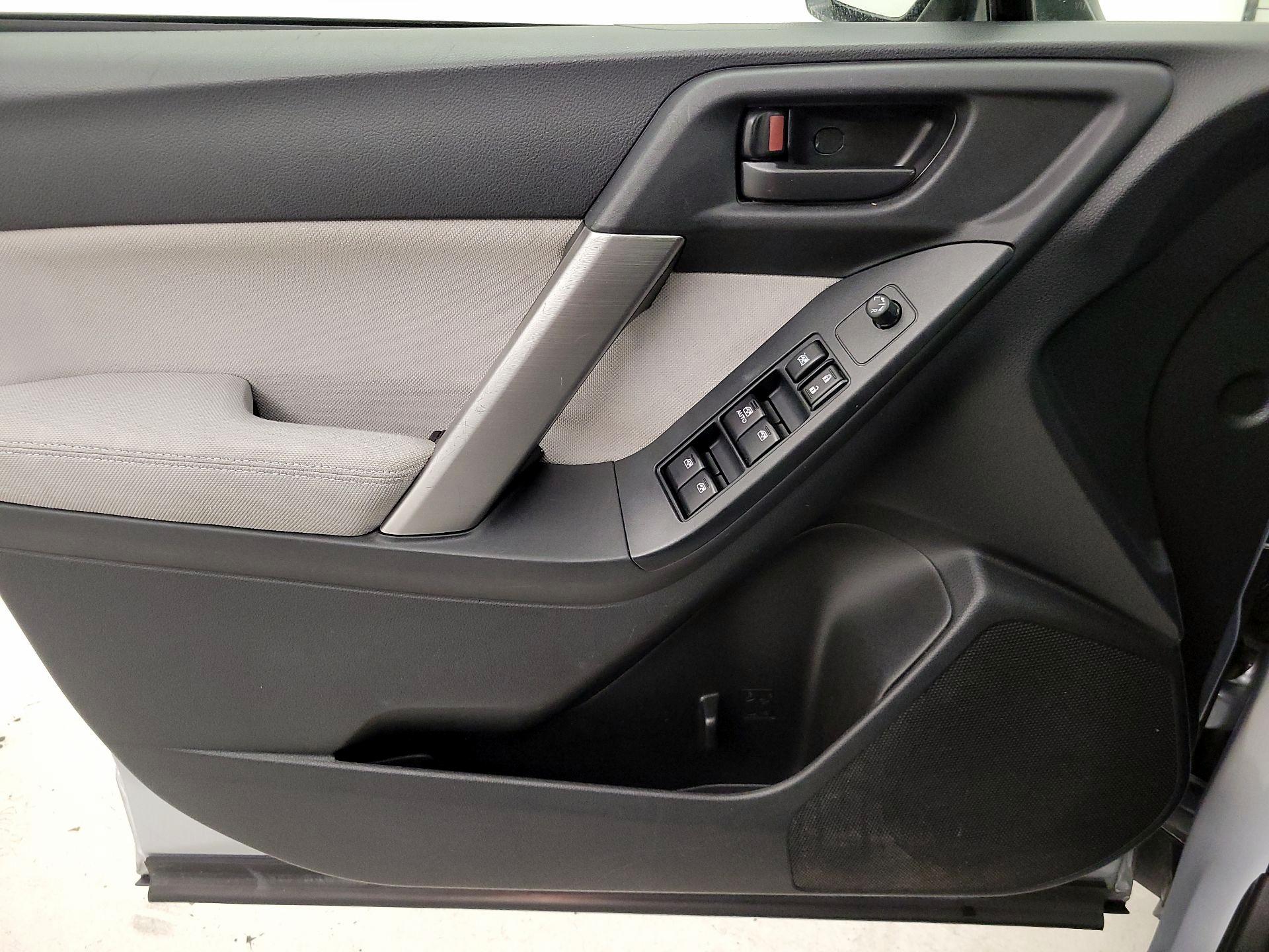 Thumbnail: 2014 Subaru Forester - 12