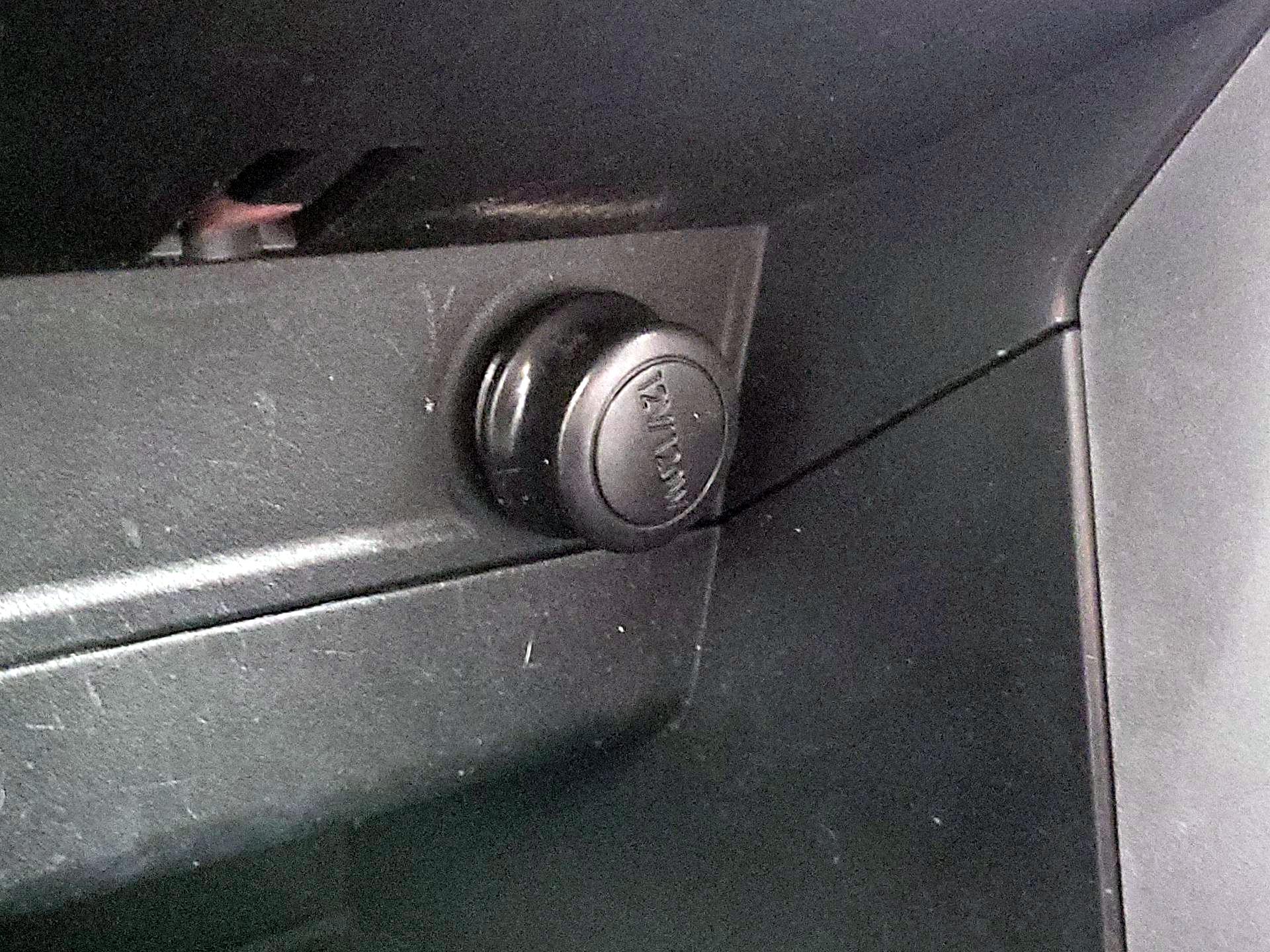 Thumbnail: 2014 Subaru Forester - 18