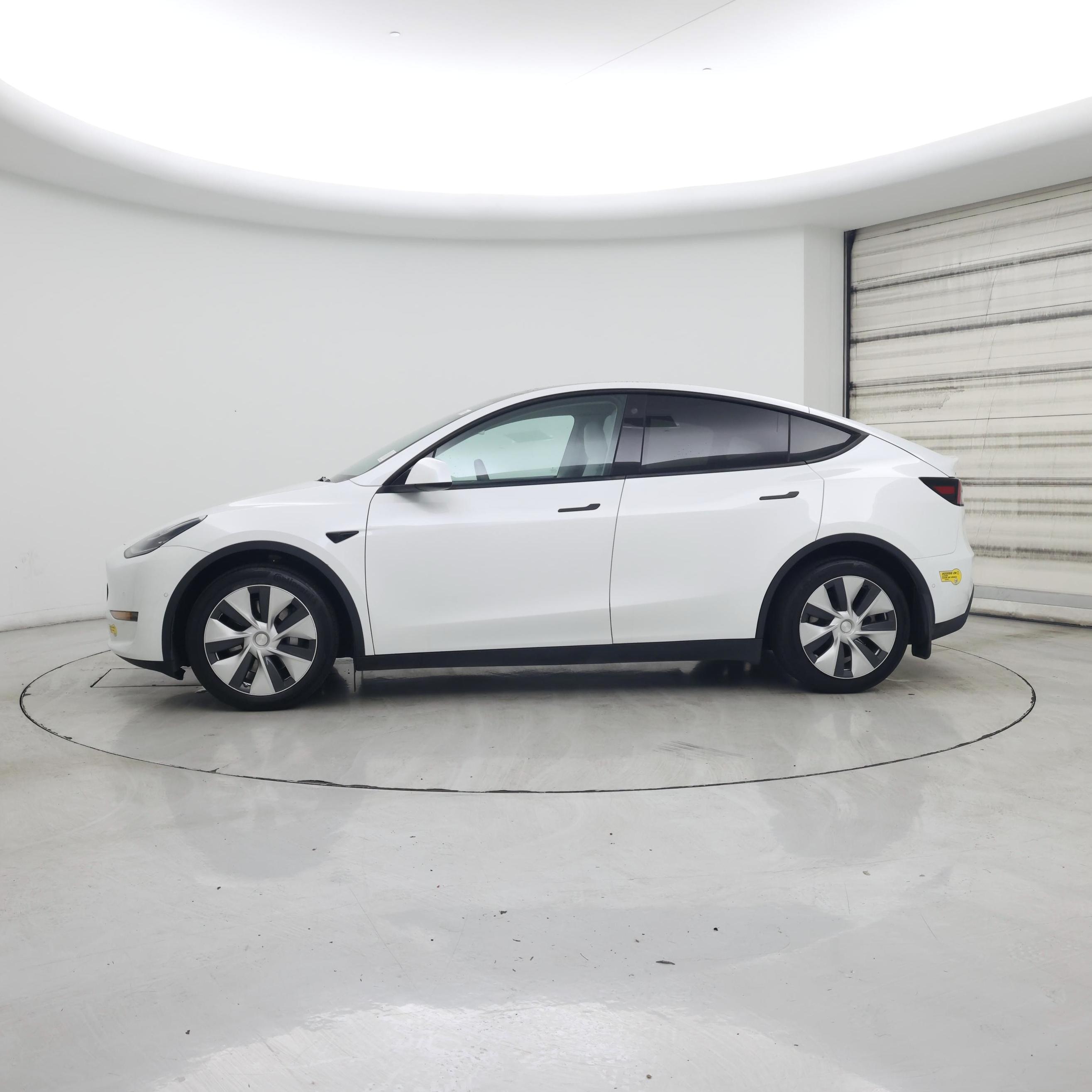 Thumbnail: 2021 Tesla Model Y - 3