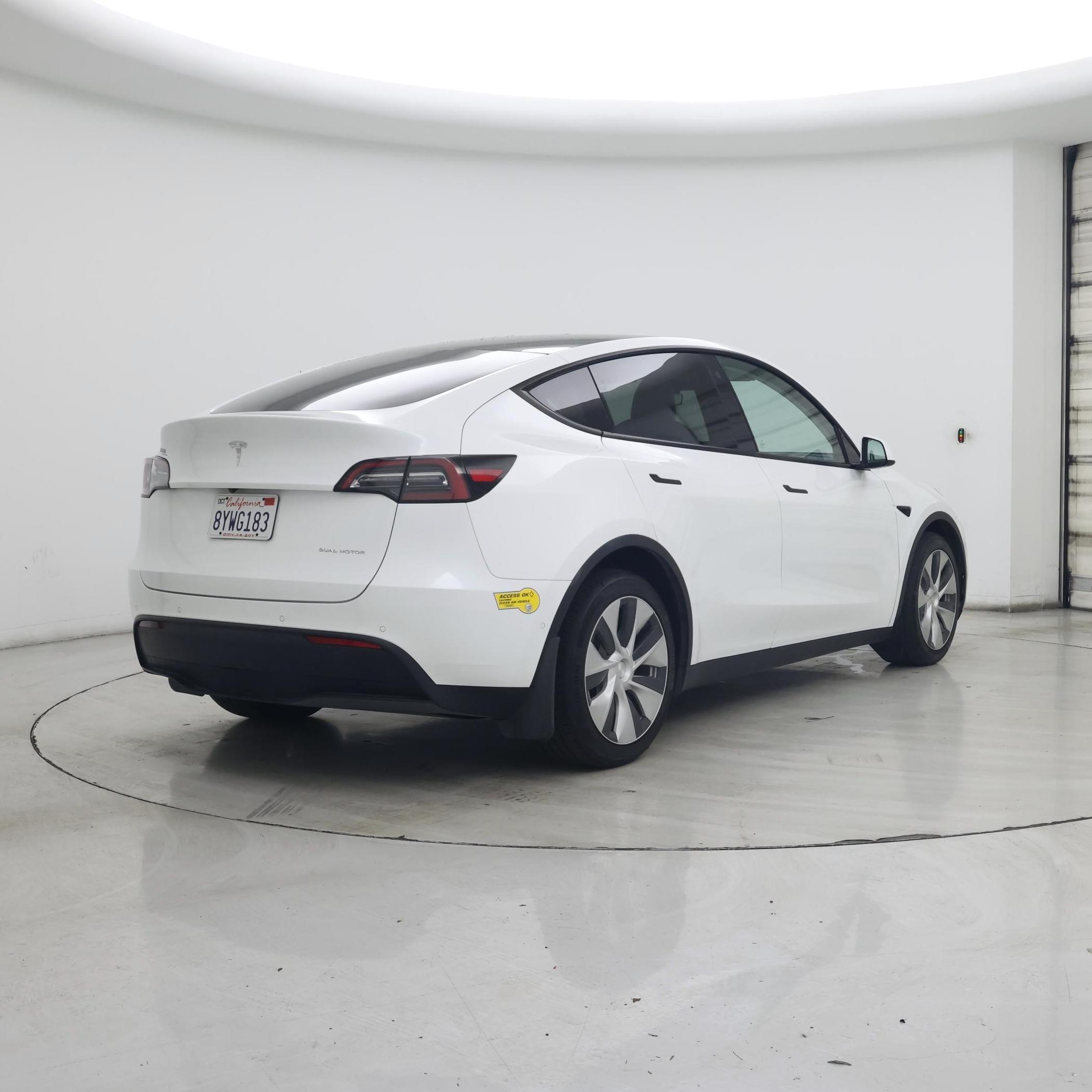 Thumbnail: 2021 Tesla Model Y - 8