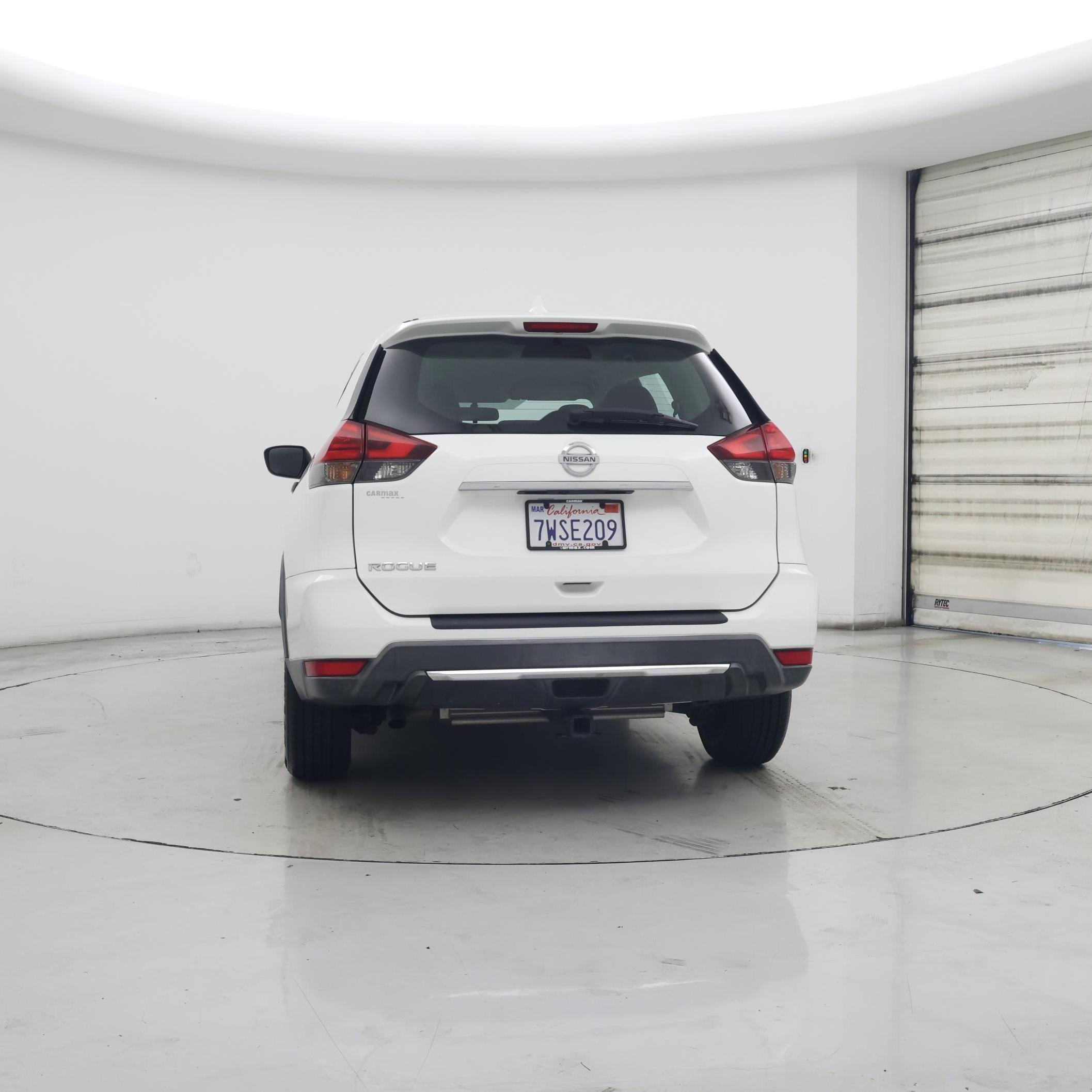 Thumbnail: 2017 Nissan Rogue - 6