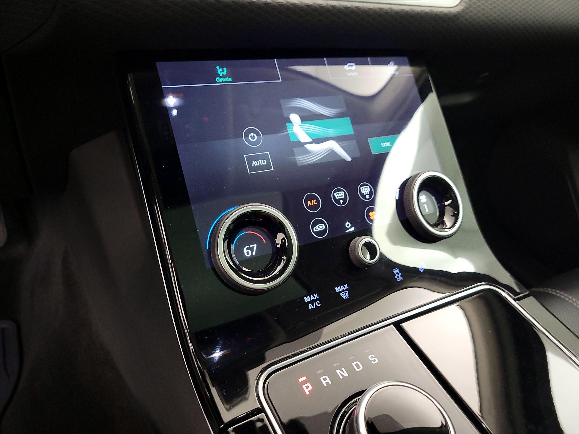 Thumbnail: 2018 Land Rover Range Rover Velar - 17