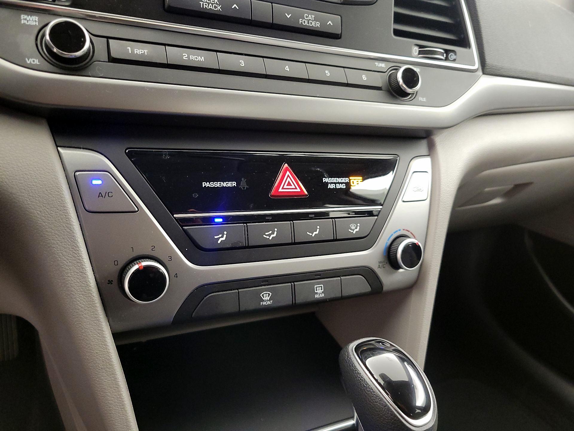 Thumbnail: 2017 Hyundai Elantra - 15