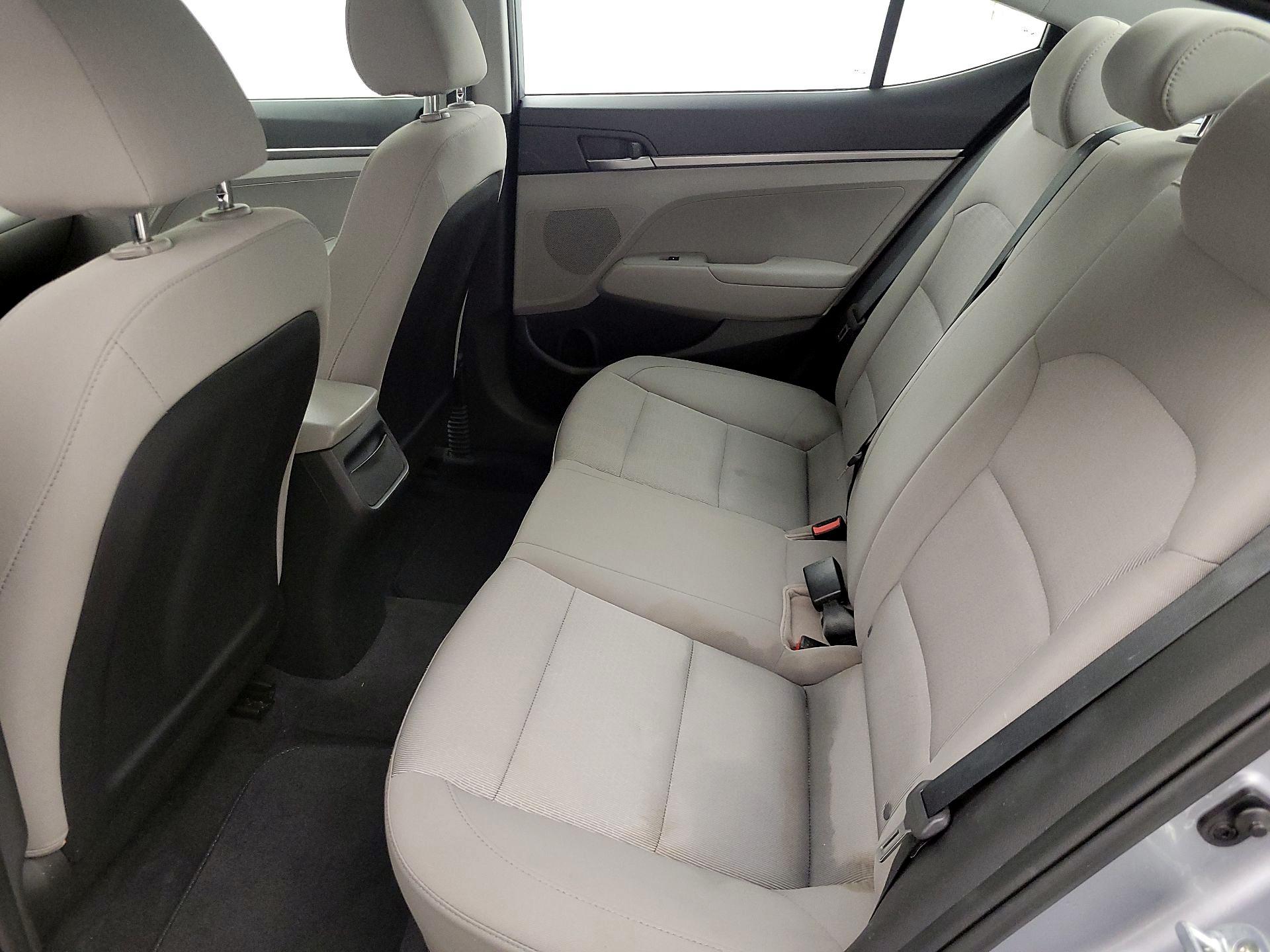 Thumbnail: 2017 Hyundai Elantra - 18