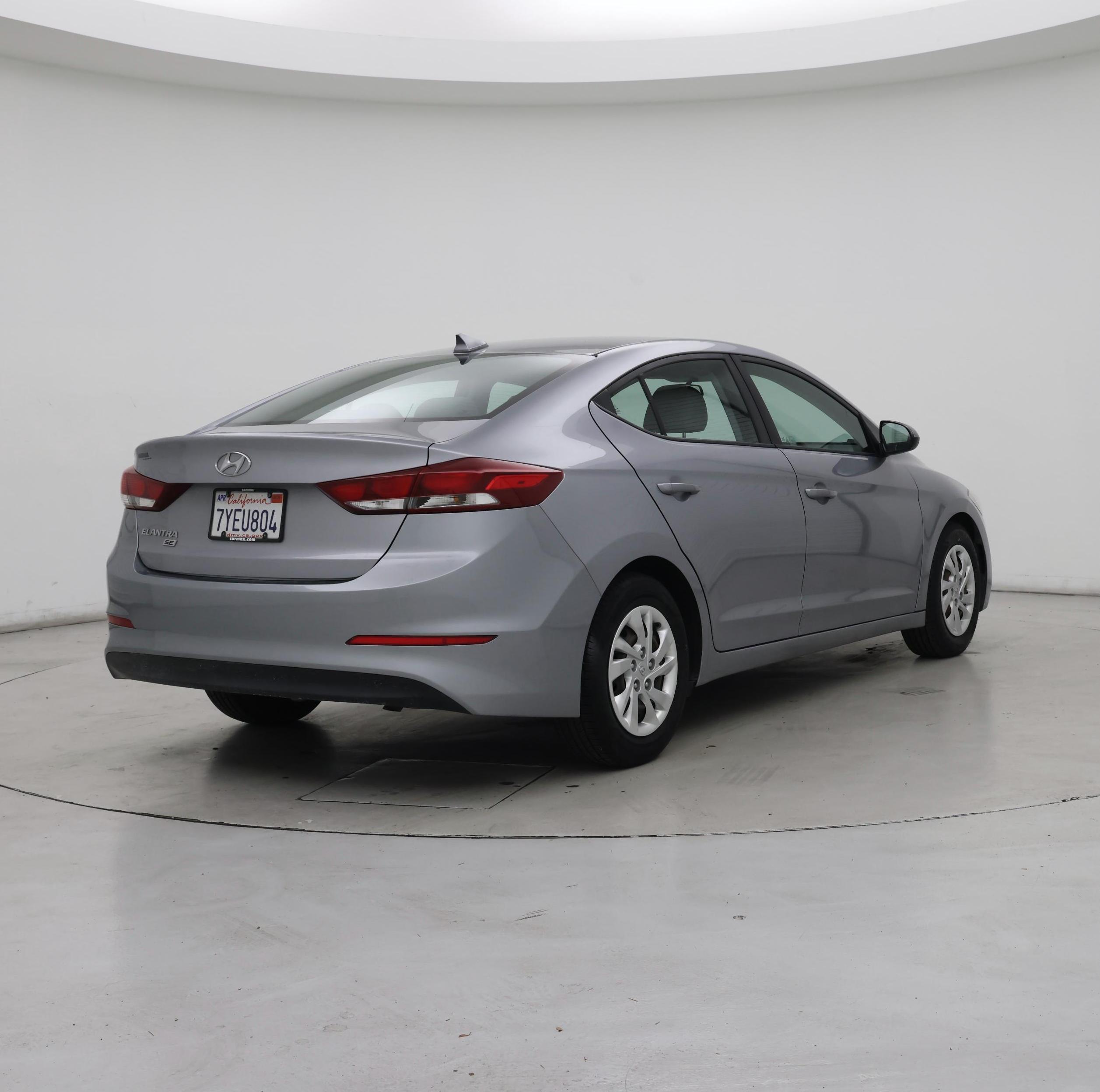 Thumbnail: 2017 Hyundai Elantra - 8
