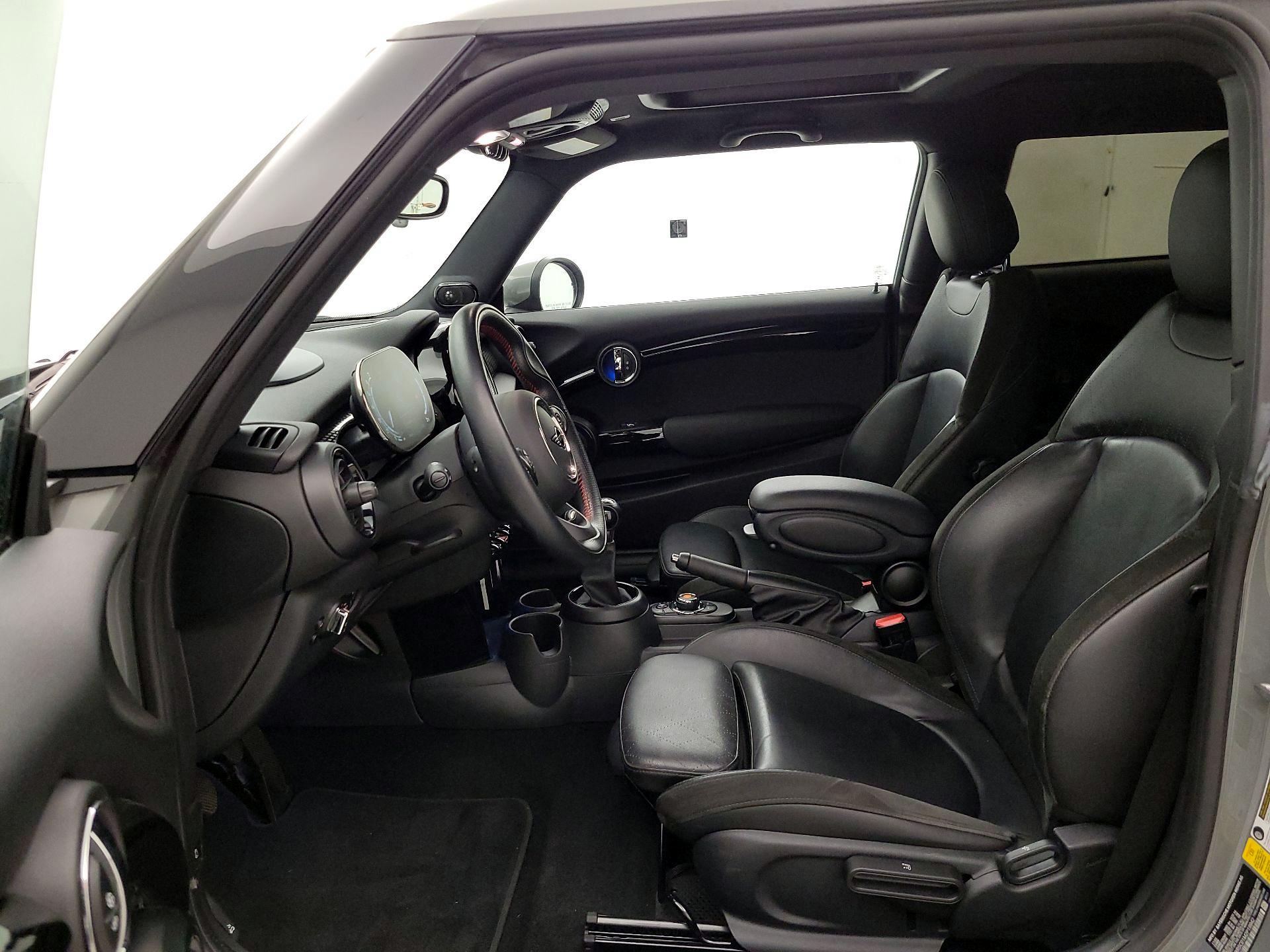 Thumbnail: 2021 MINI Cooper Hardtop - 11