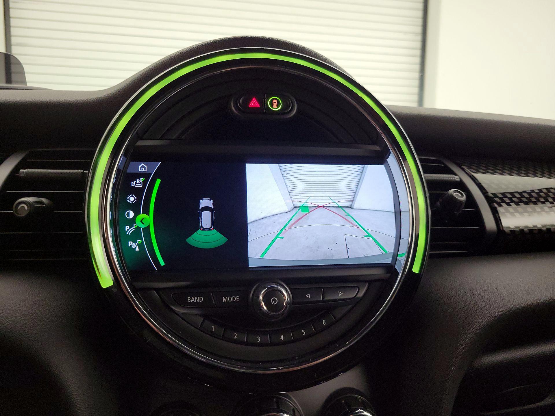 Thumbnail: 2021 MINI Cooper Hardtop - 15