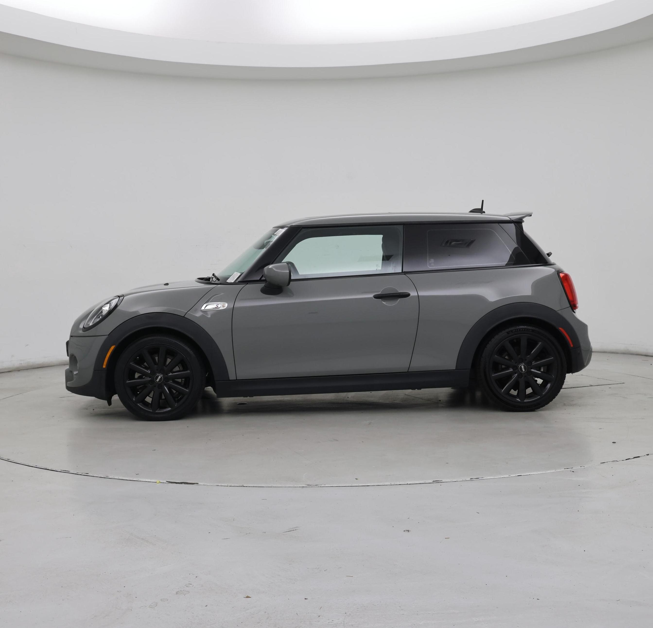 Thumbnail: 2021 MINI Cooper Hardtop - 3