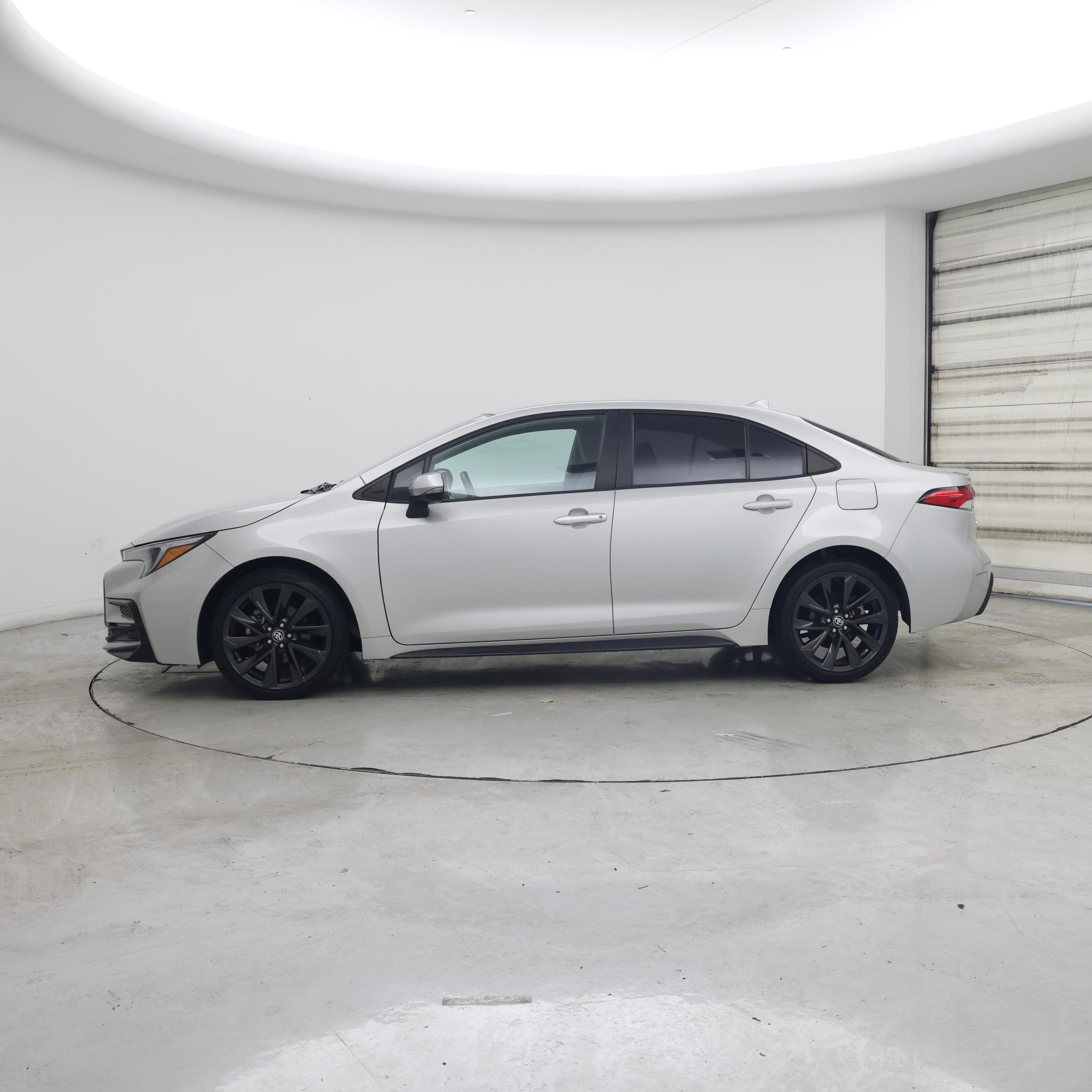 Thumbnail: 2023 Toyota Corolla - 3