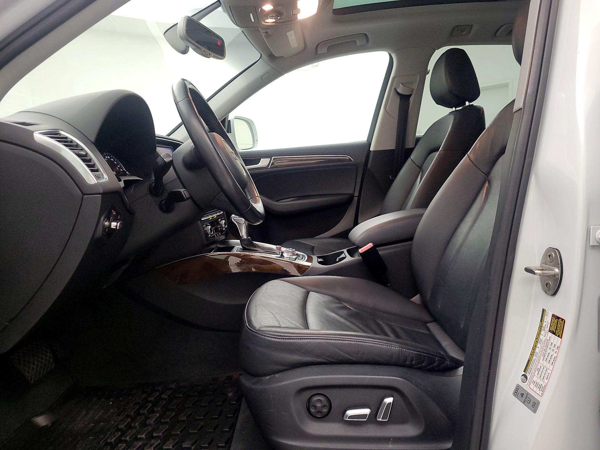 Thumbnail: 2015 Audi Q5 - 11