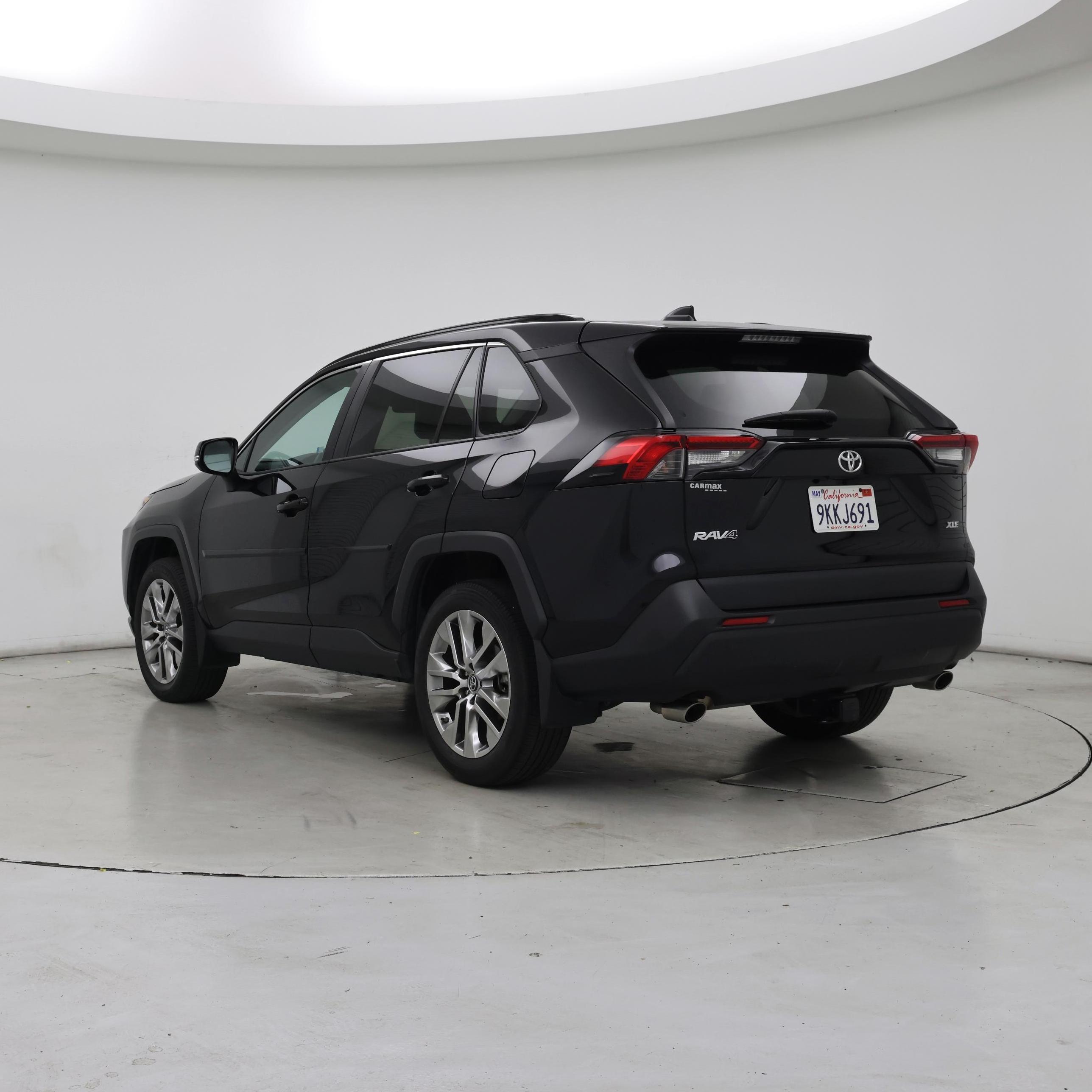 Thumbnail: 2019 Toyota RAV4 - 2