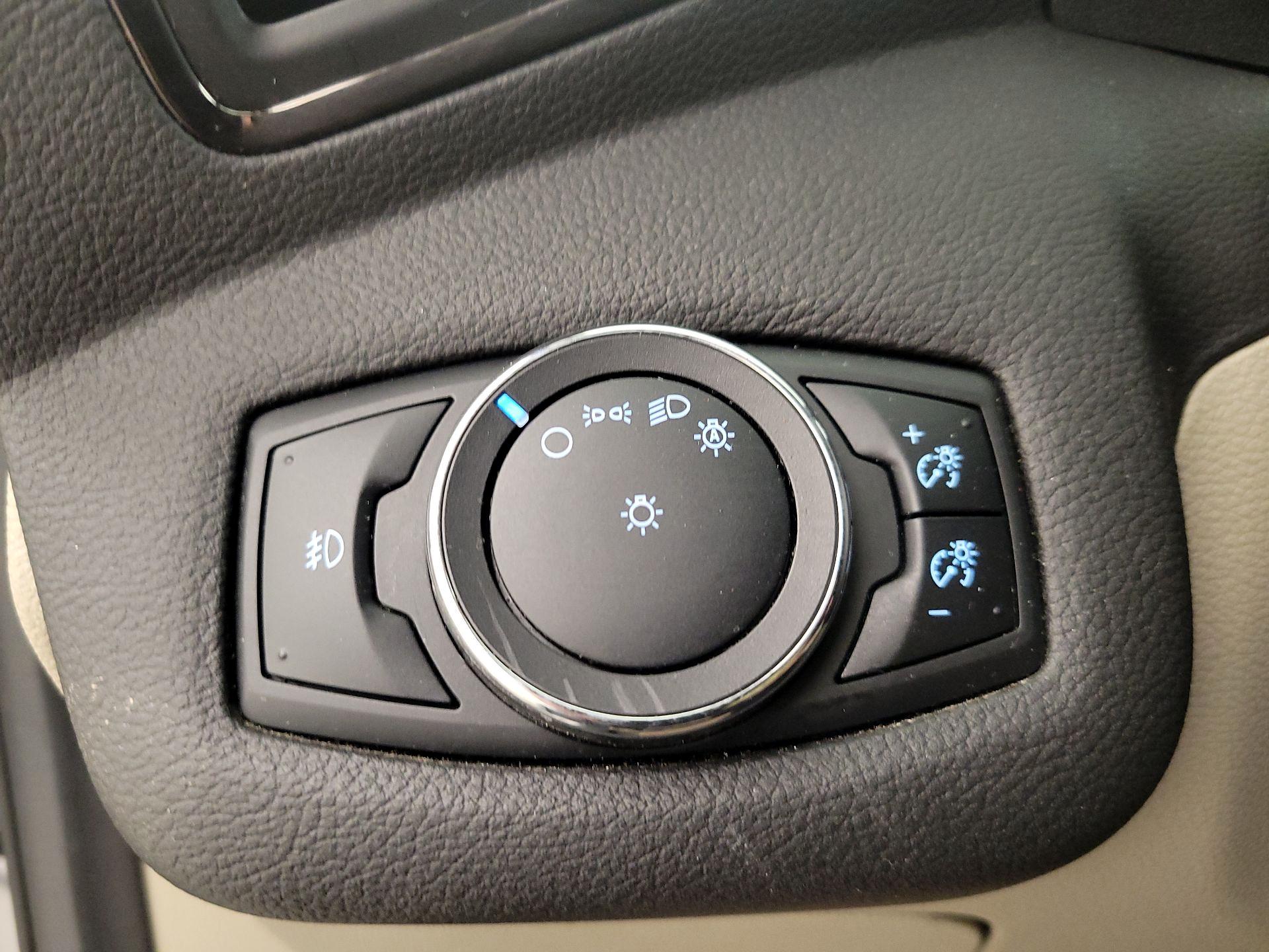 Thumbnail: 2014 Ford Escape - 13