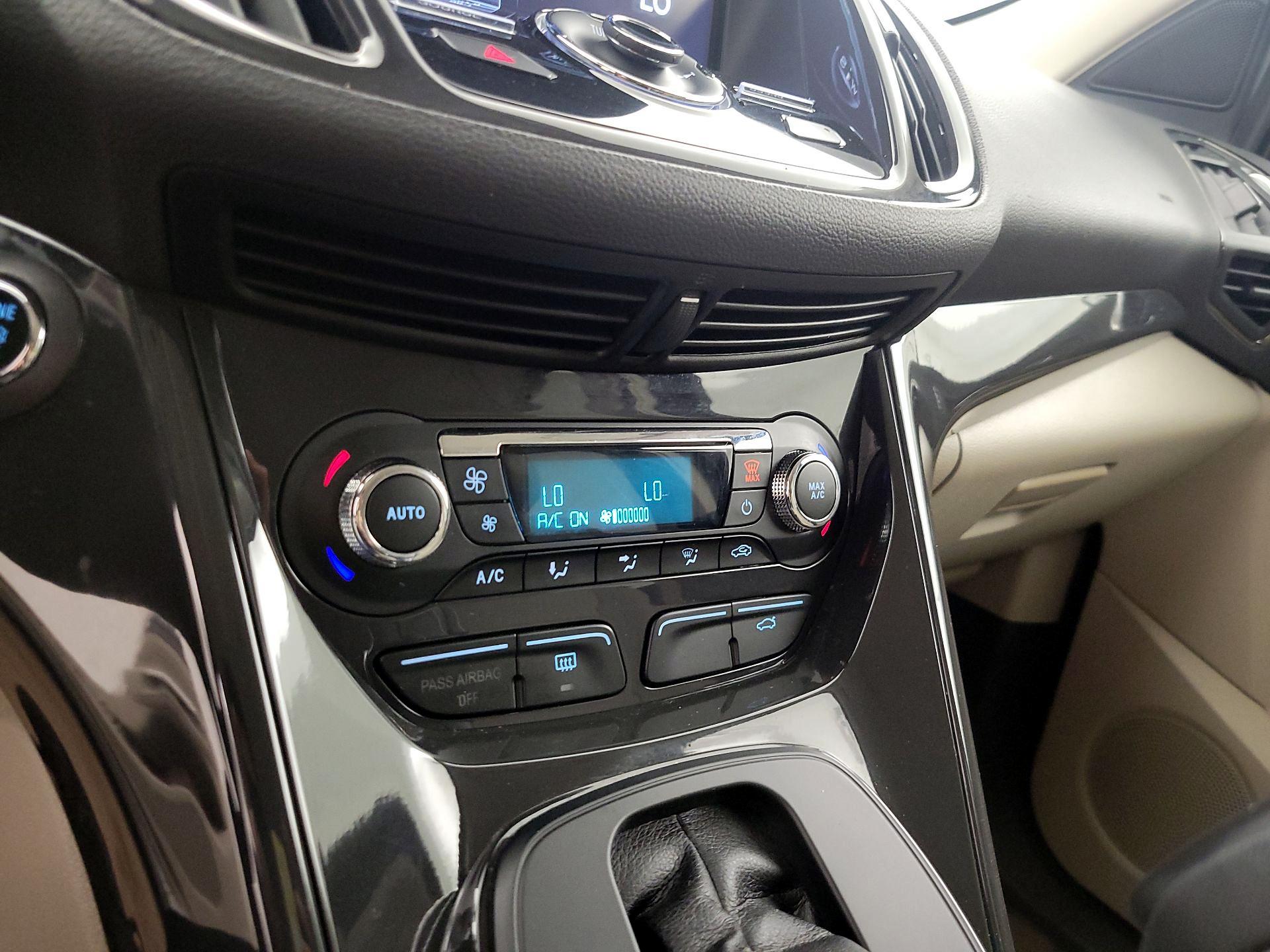 Thumbnail: 2014 Ford Escape - 16