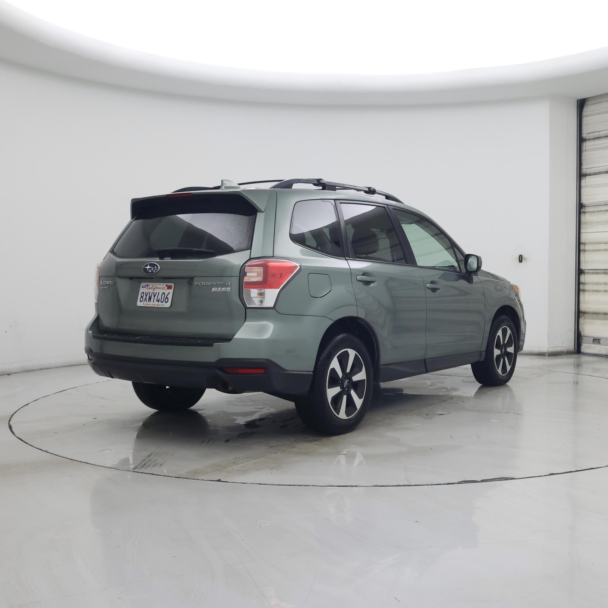 Thumbnail: 2017 Subaru Forester - 8