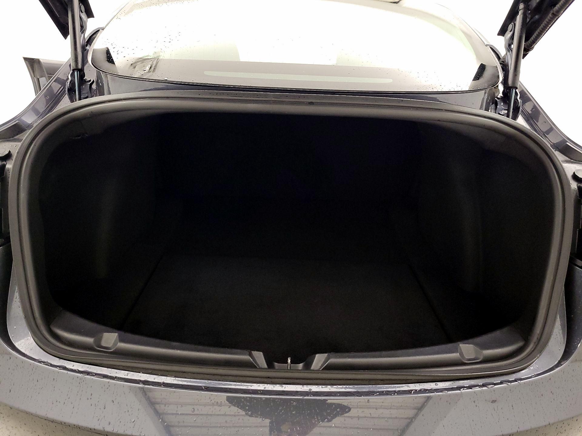 Thumbnail: 2020 Tesla Model 3 - 18