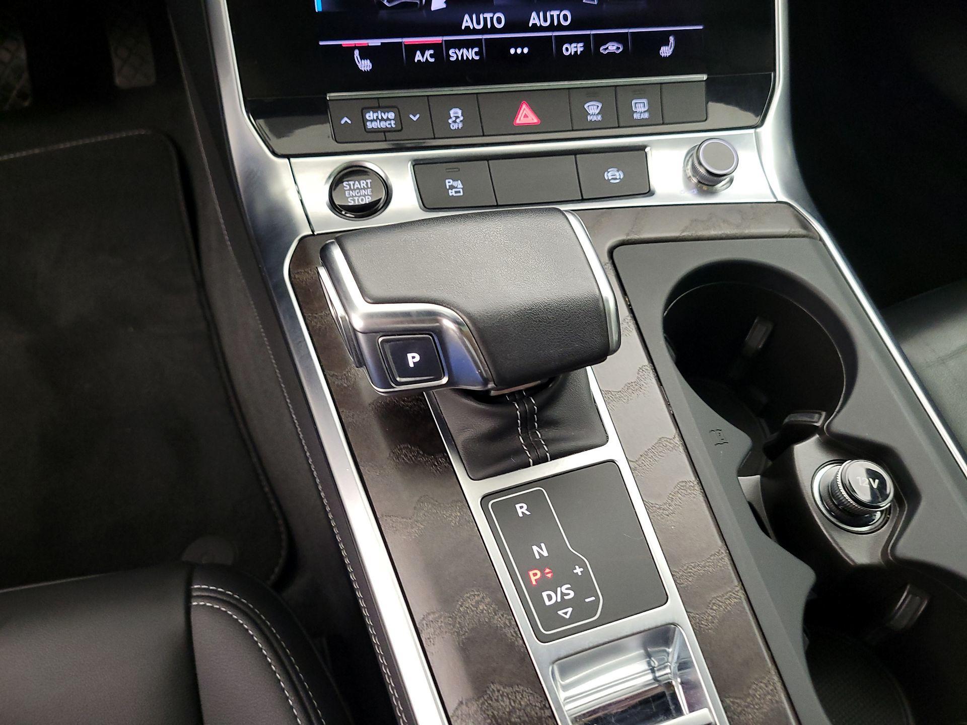 Thumbnail: 2022 Audi A6 - 16