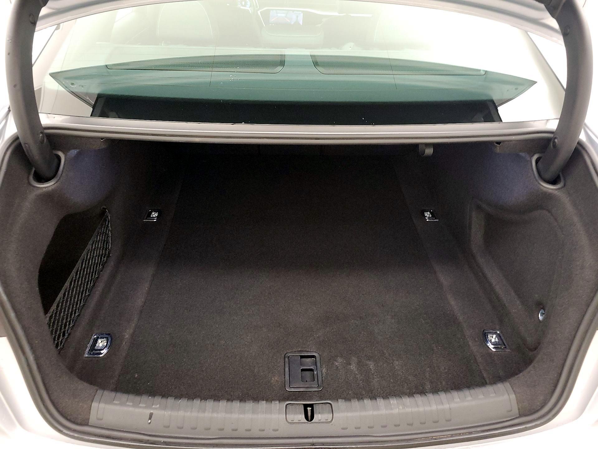 Thumbnail: 2022 Audi A6 - 18