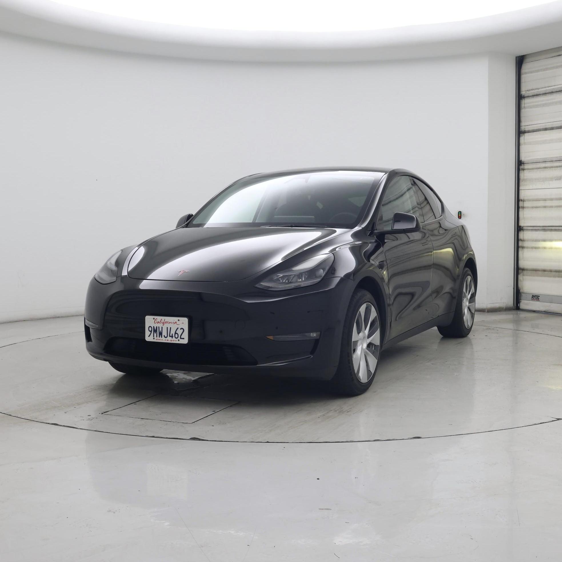 Thumbnail: 2024 Tesla Model Y - 4