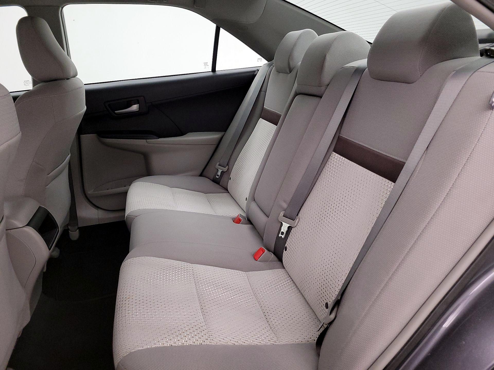 Thumbnail: 2014 Toyota Camry - 17