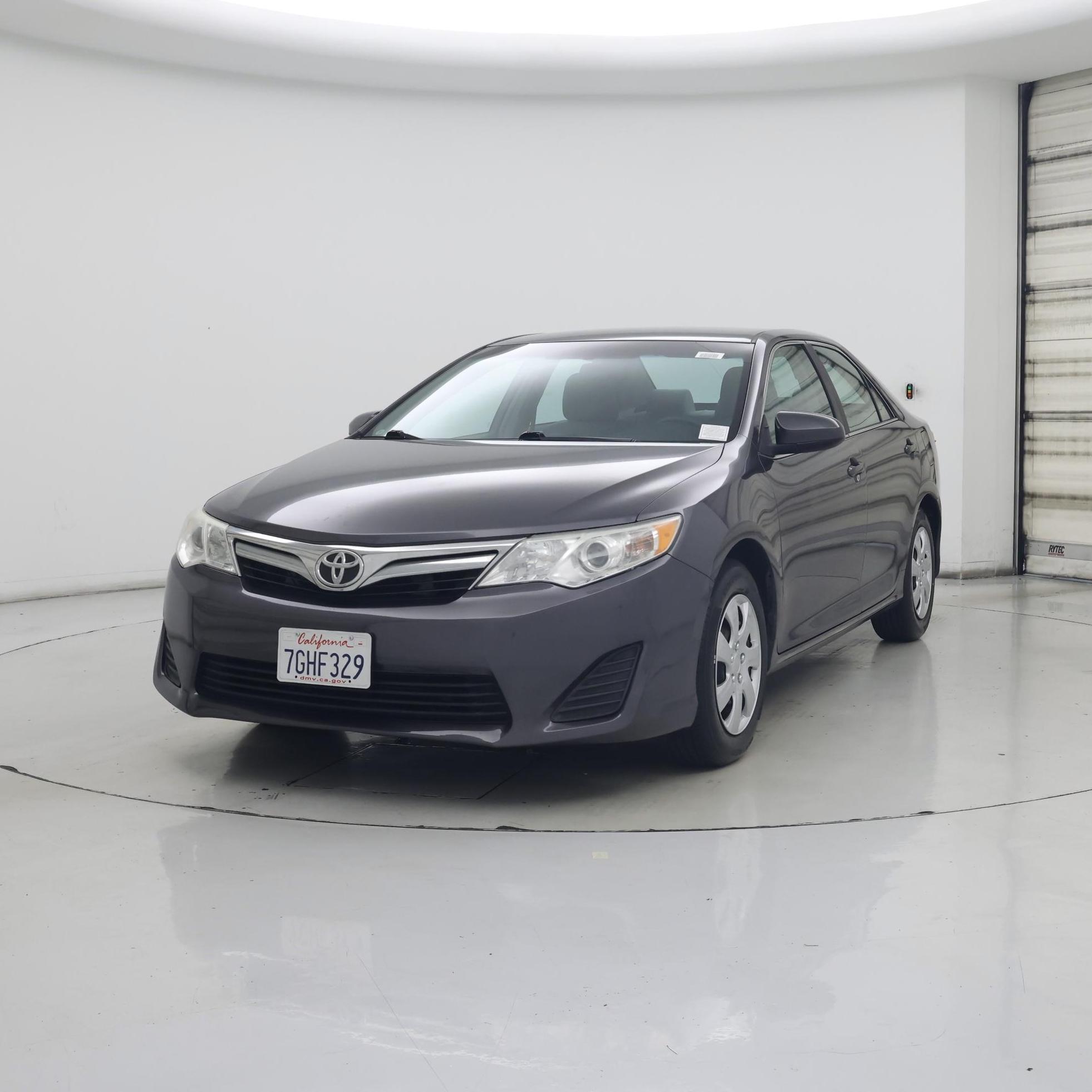 Thumbnail: 2014 Toyota Camry - 4