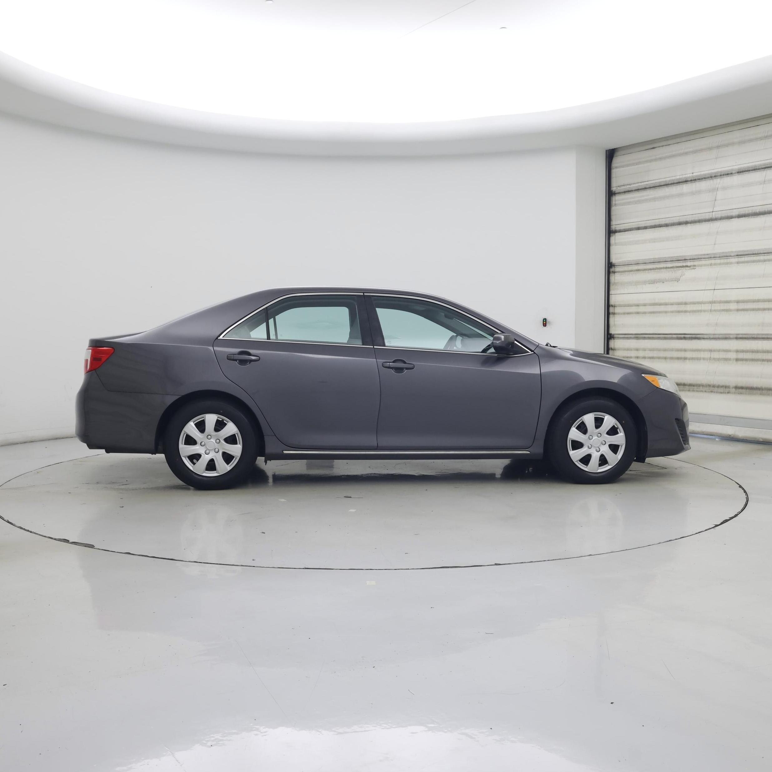 Thumbnail: 2014 Toyota Camry - 7