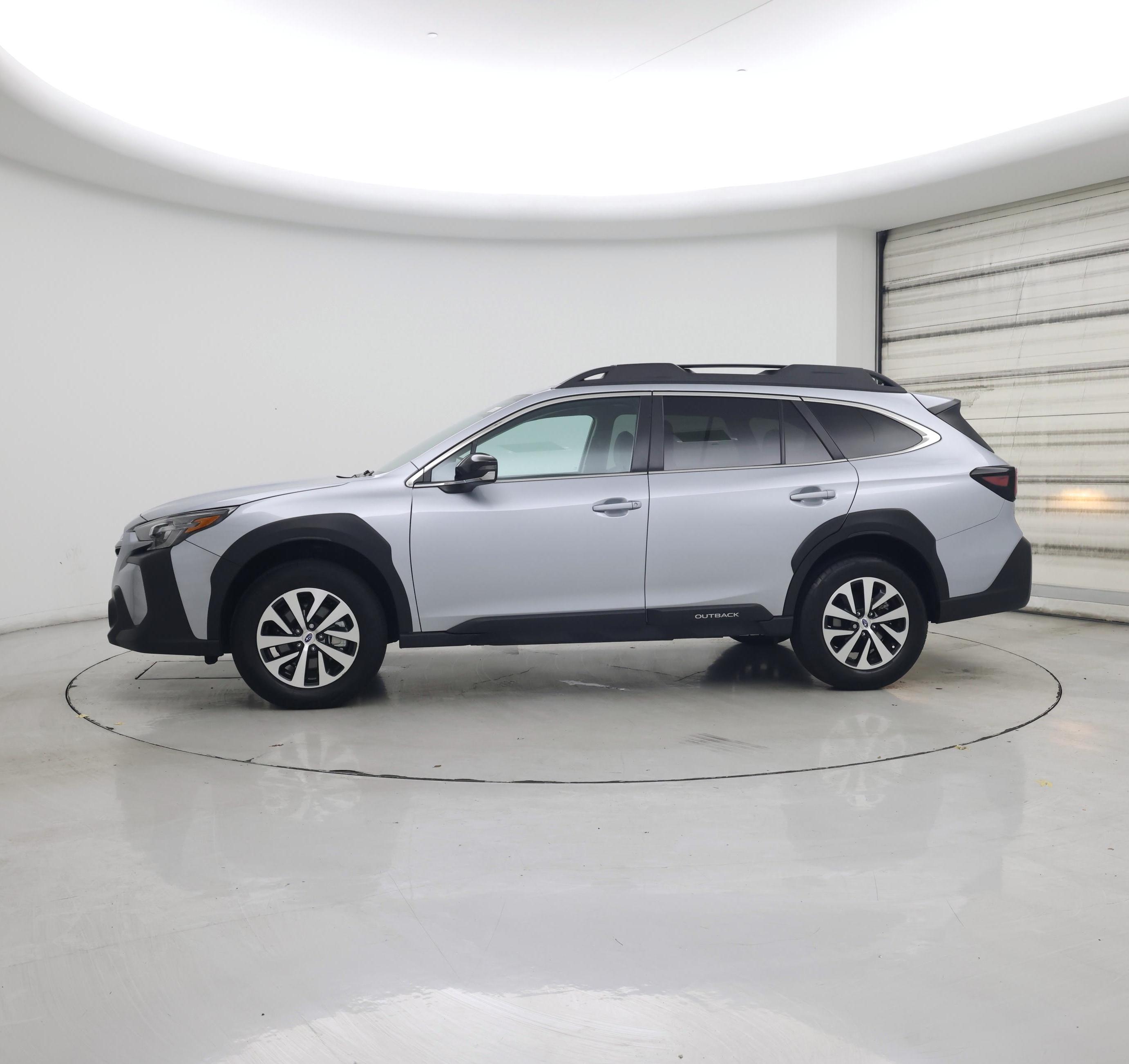 Thumbnail: 2023 Subaru Outback - 3