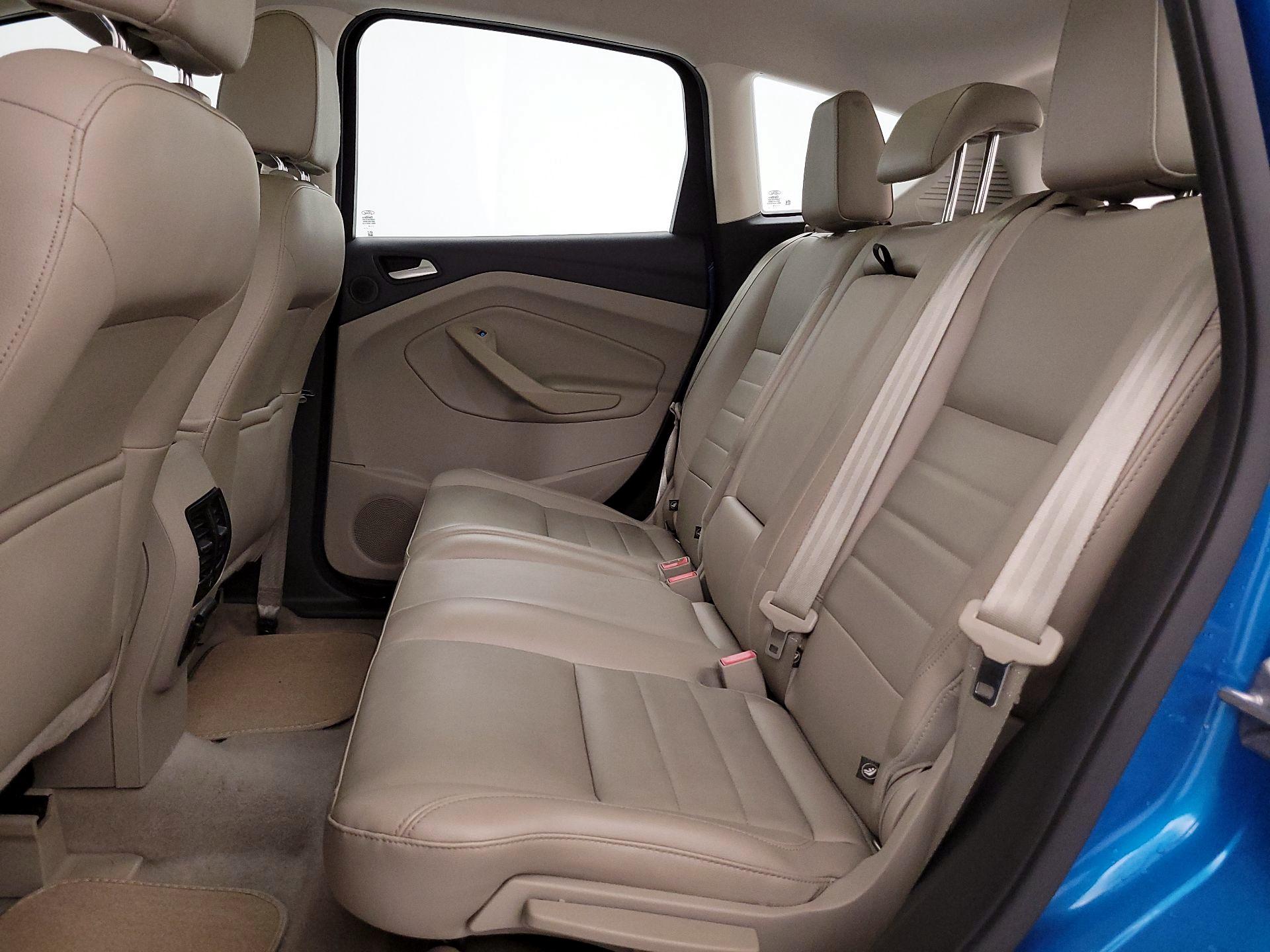 Thumbnail: 2014 Ford C-Max - 18