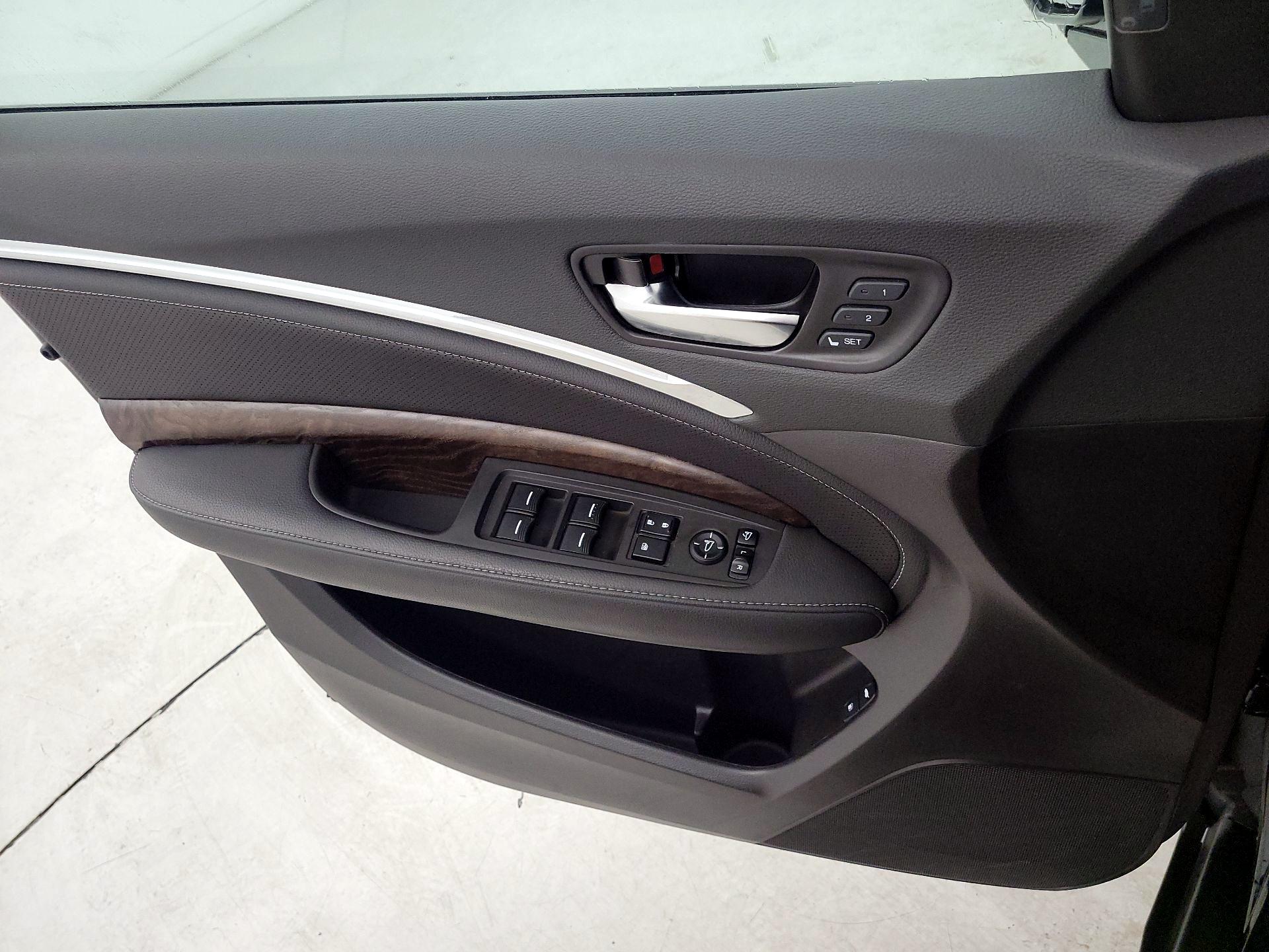 Thumbnail: 2020 Acura MDX - 12