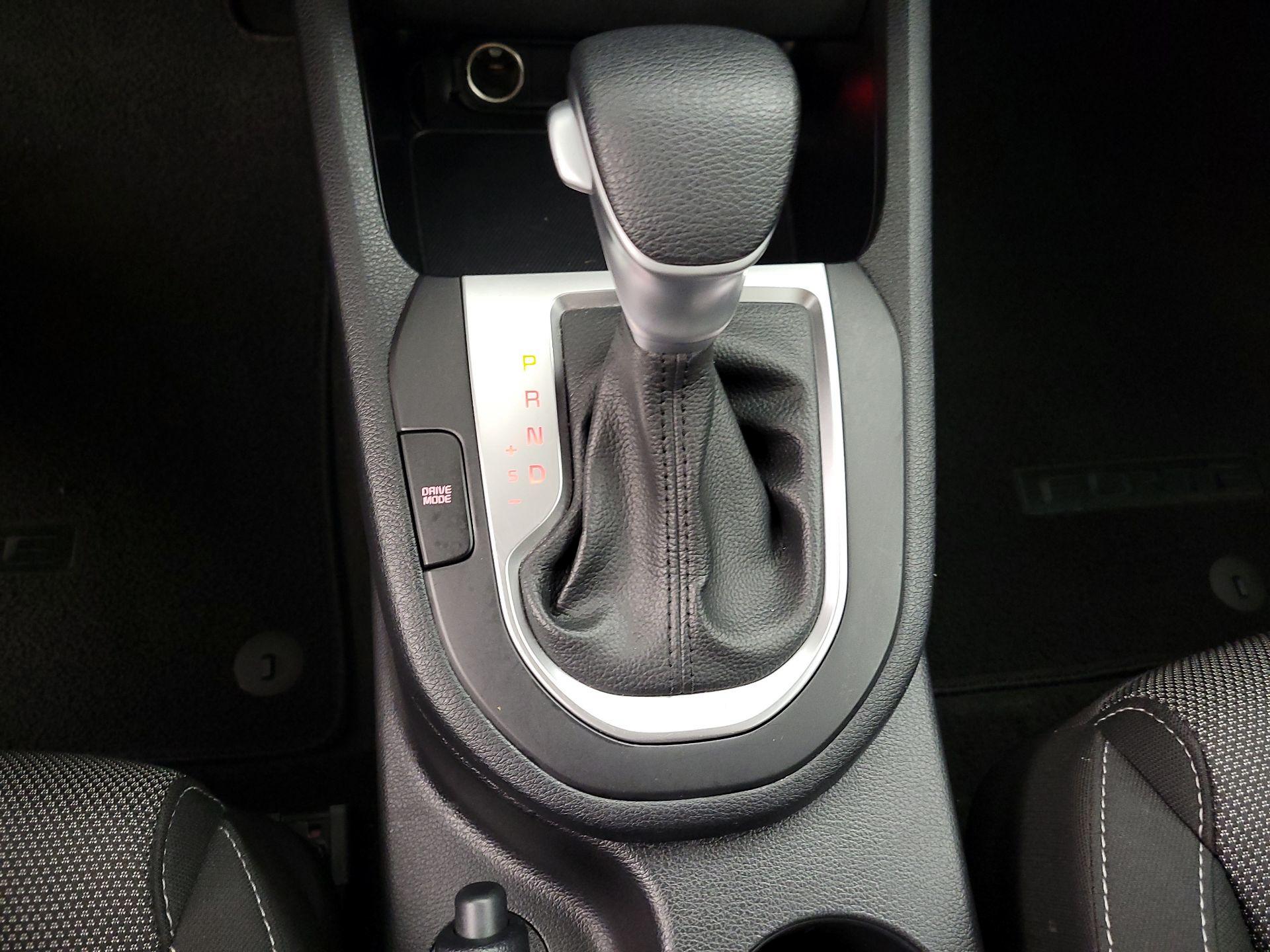 Thumbnail: 2024 Kia Forte - 16