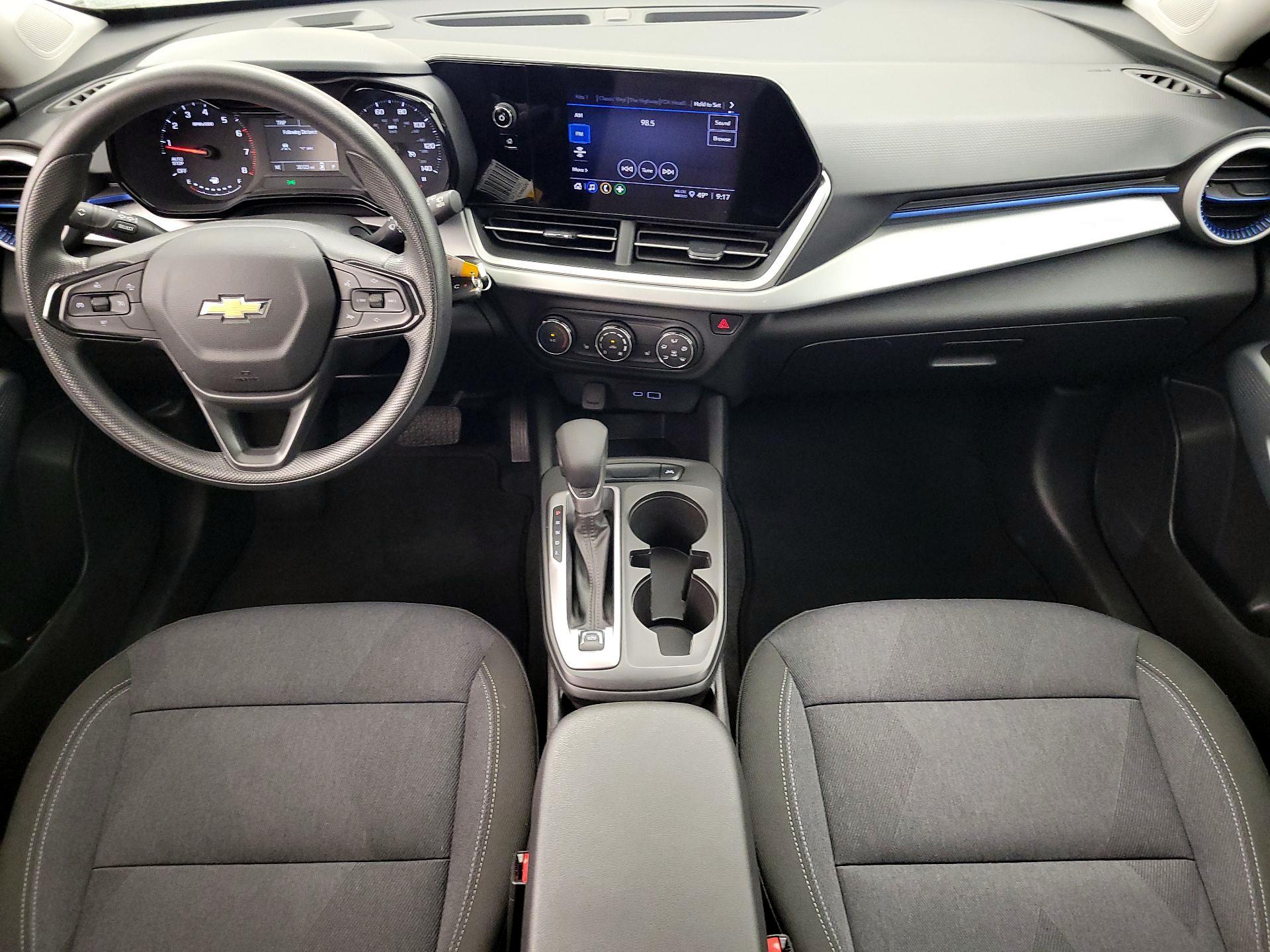 Thumbnail: 2024 Chevrolet Trax - 9