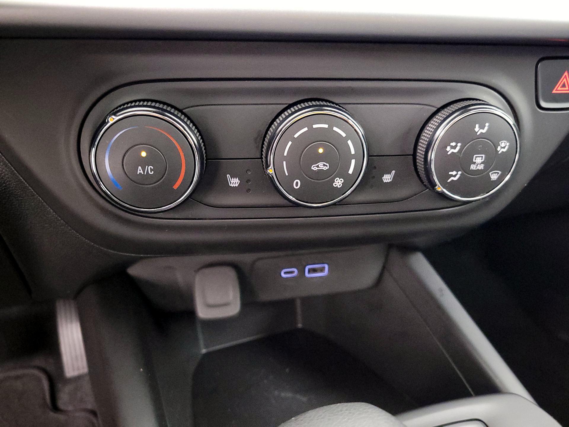 Thumbnail: 2024 Chevrolet Trax - 16