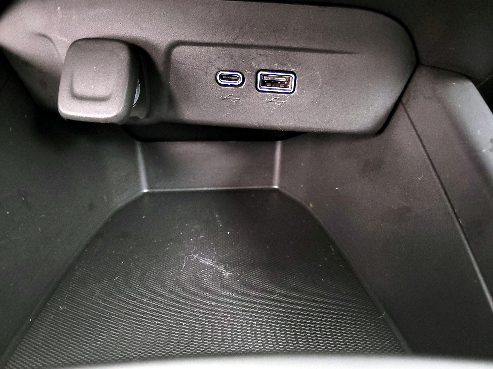 Thumbnail: 2024 Chevrolet Trax - 18