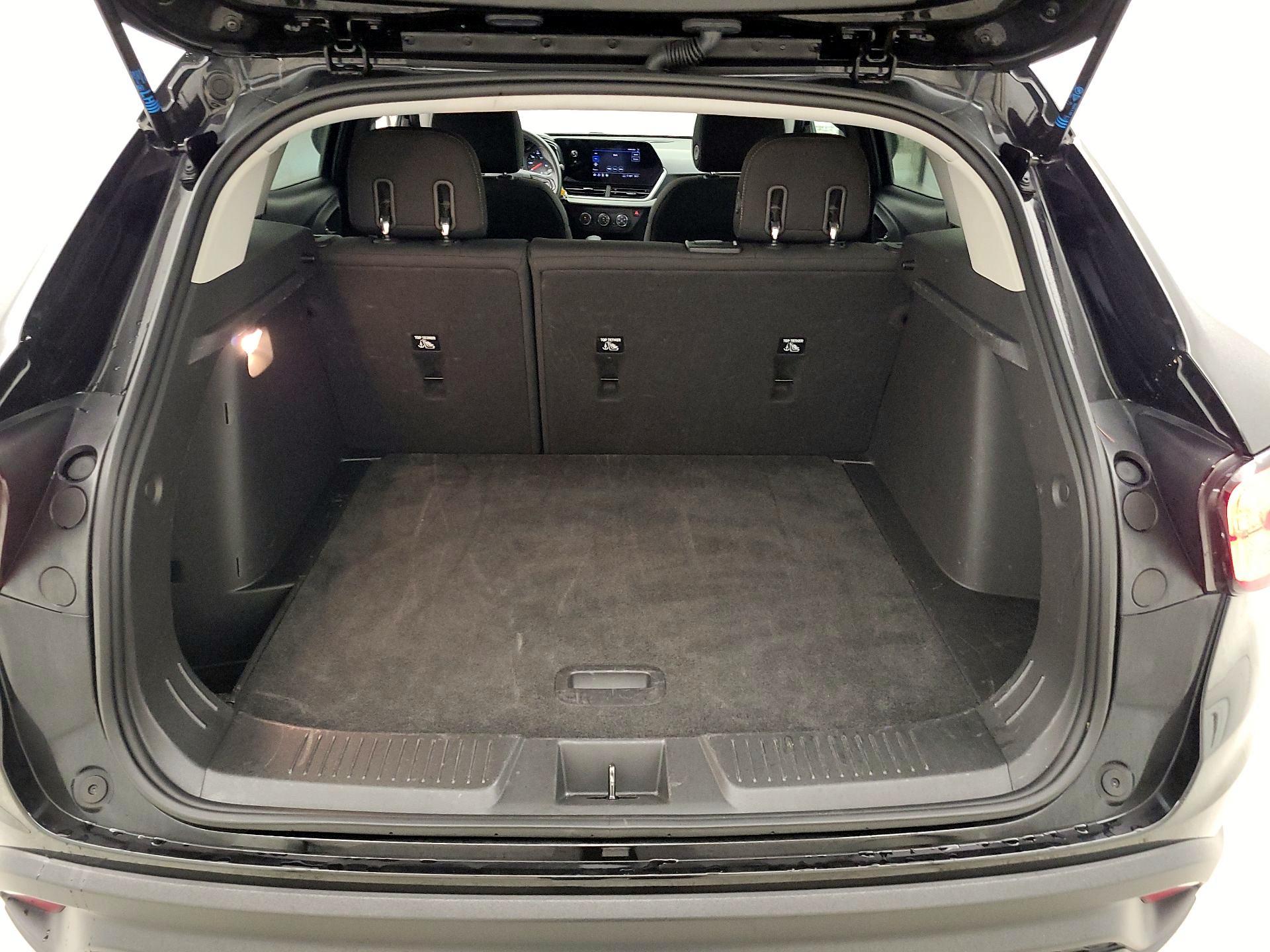 Thumbnail: 2024 Chevrolet Trax - 20