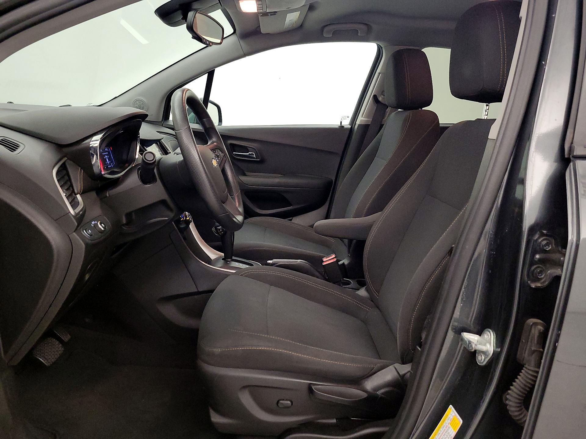 Thumbnail: 2019 Chevrolet Trax - 11