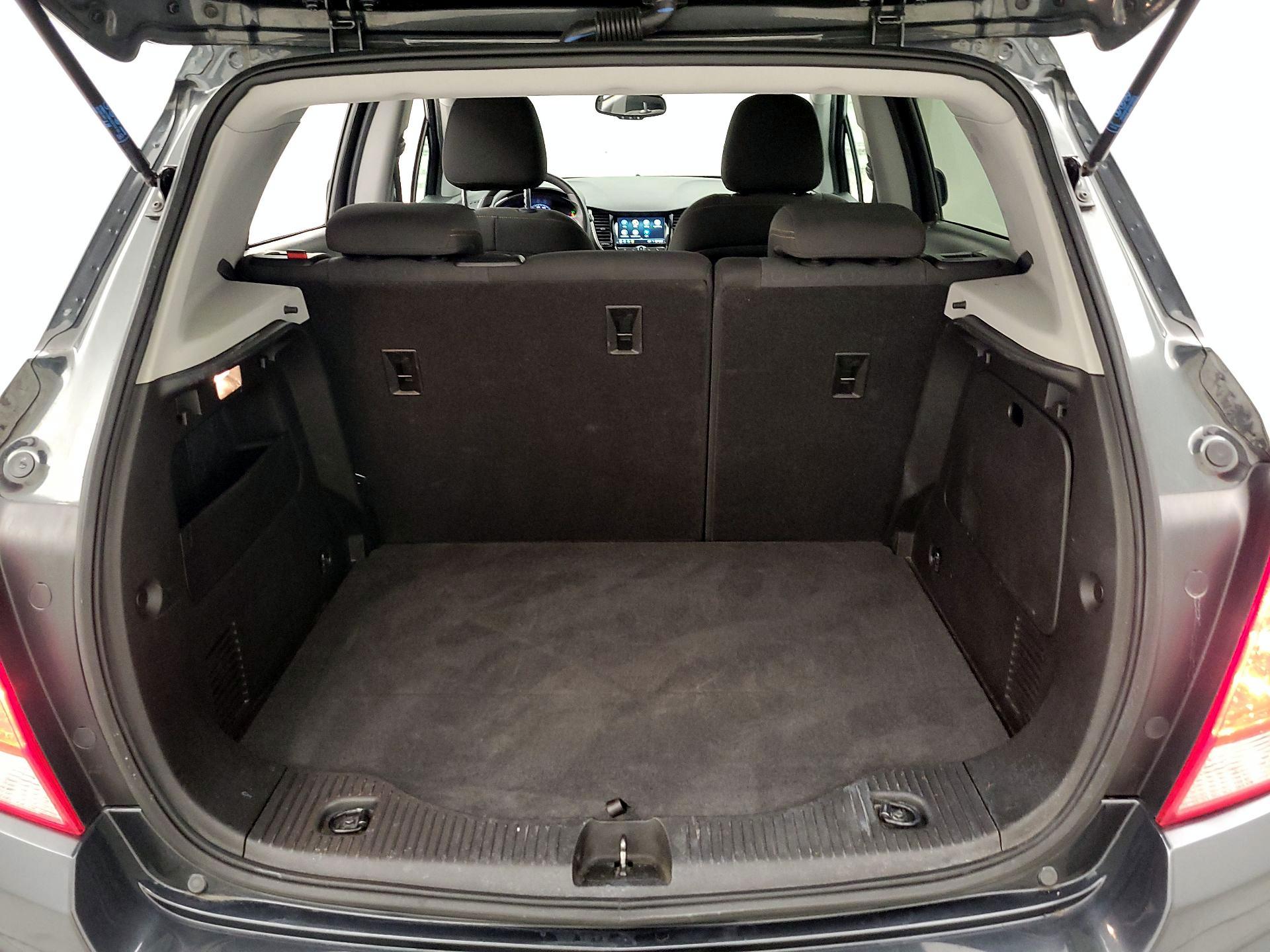 Thumbnail: 2019 Chevrolet Trax - 19