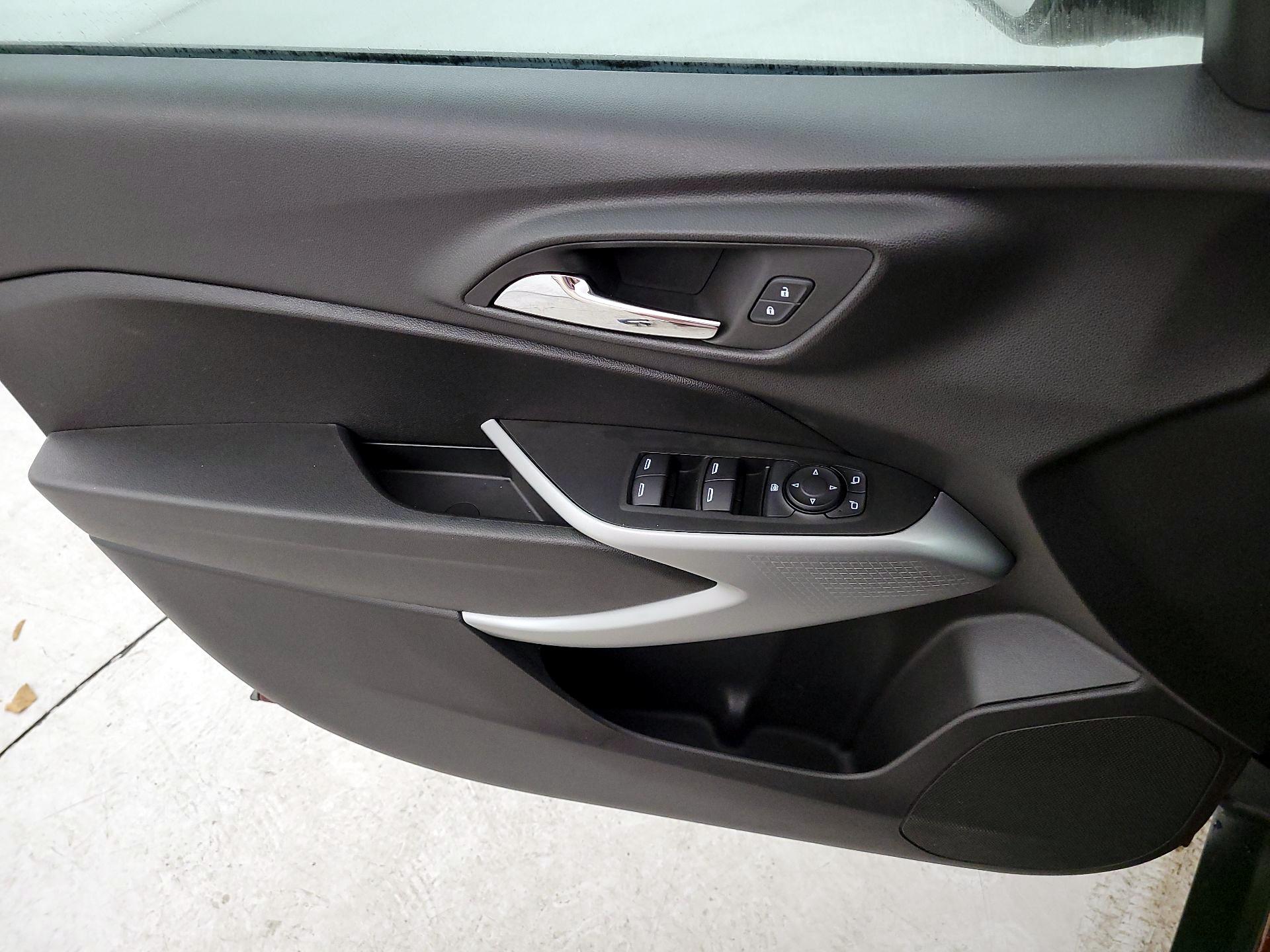 Thumbnail: 2024 Chevrolet Trax - 12