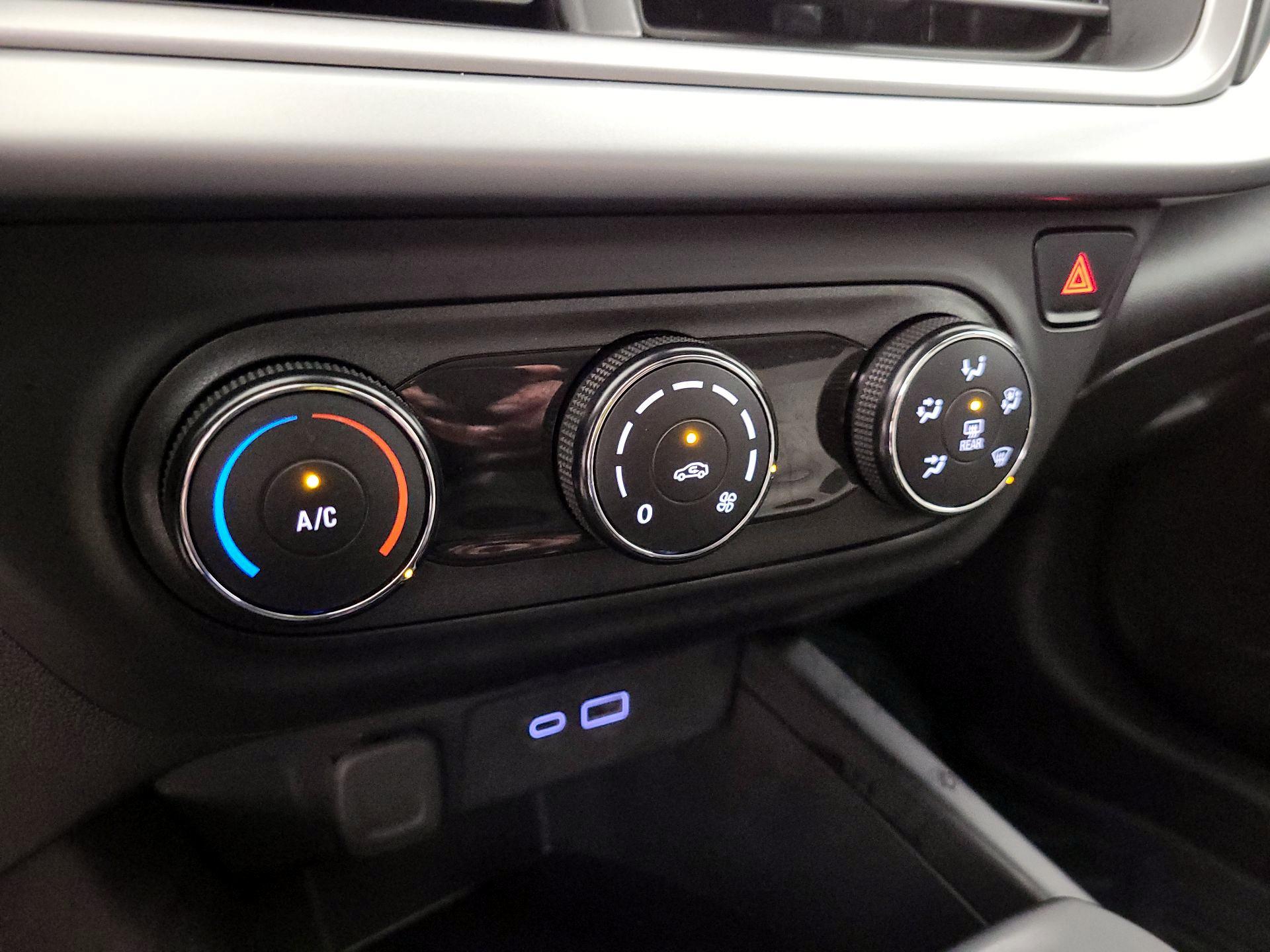 Thumbnail: 2024 Chevrolet Trax - 16