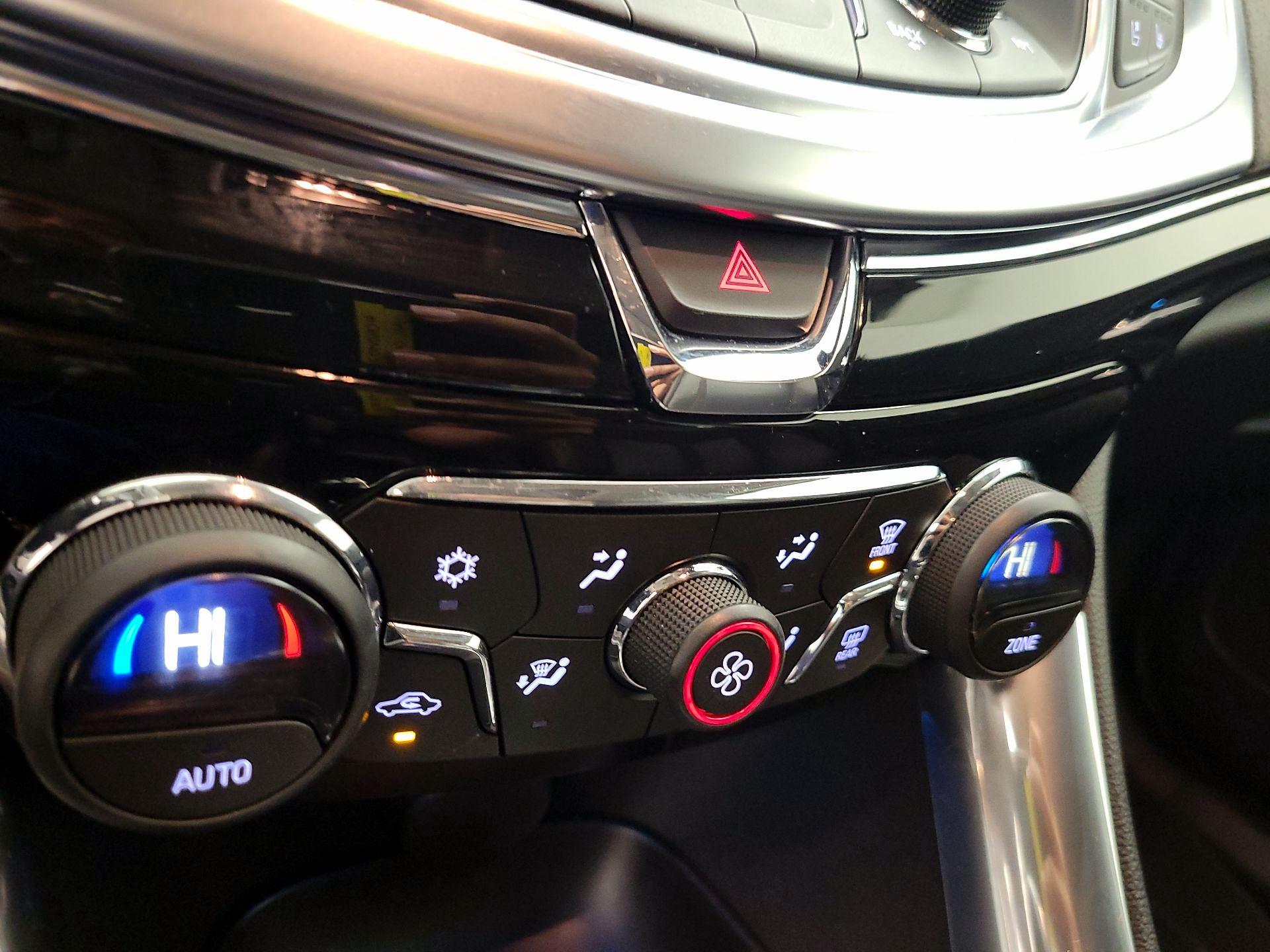 Thumbnail: 2017 Chevrolet  - 15