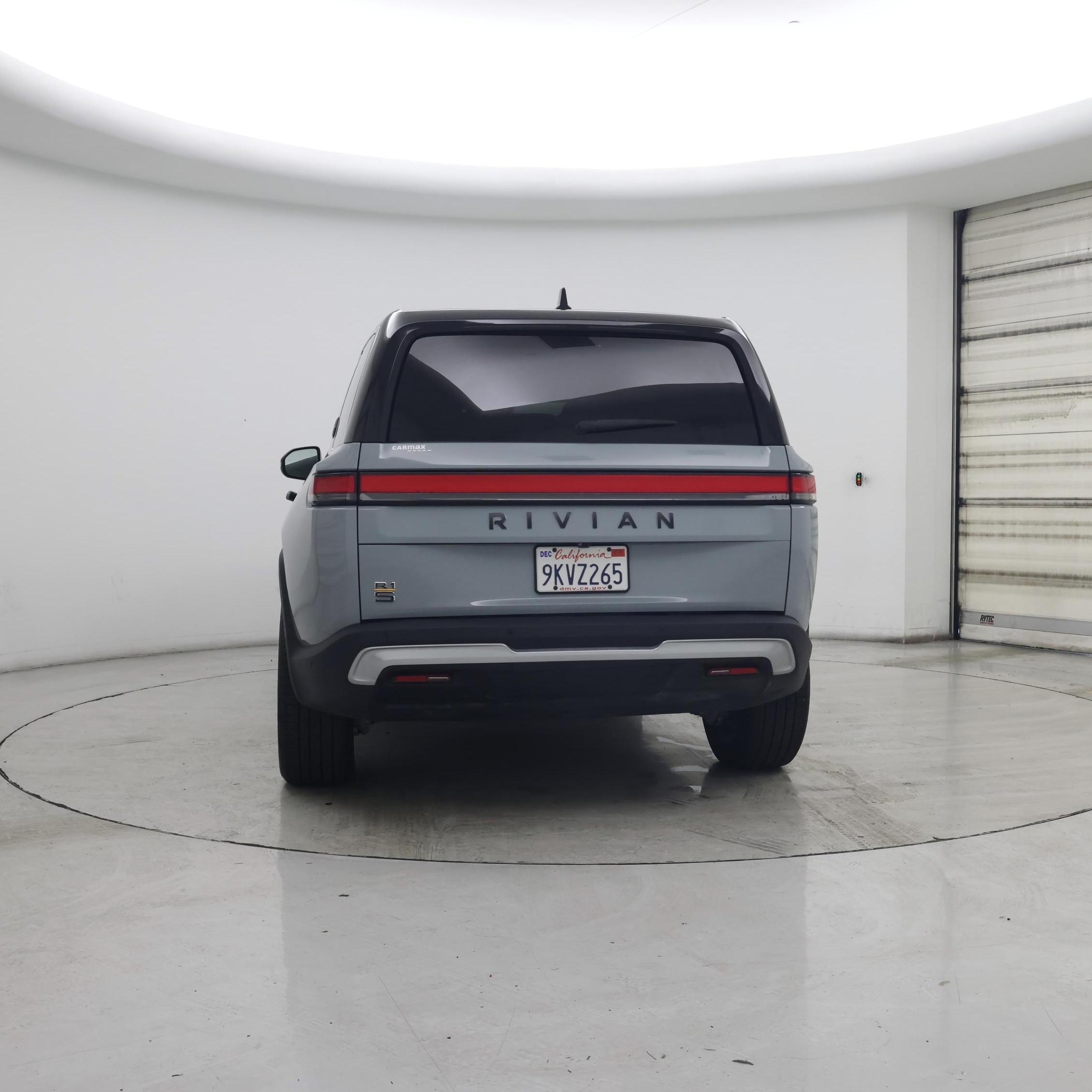 Thumbnail: 2023 Rivian R1S - 6