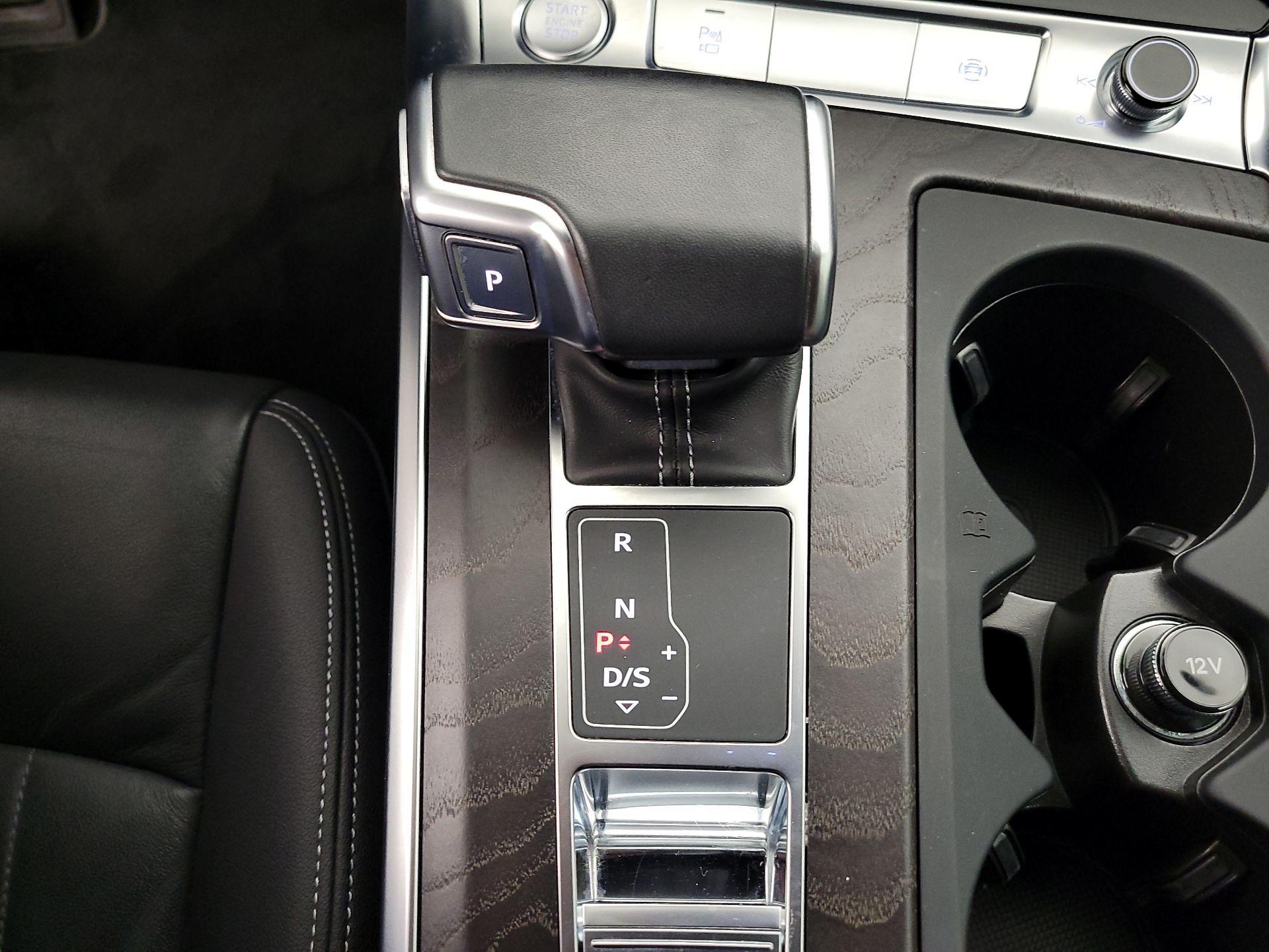 Thumbnail: 2020 Audi A6 - 18