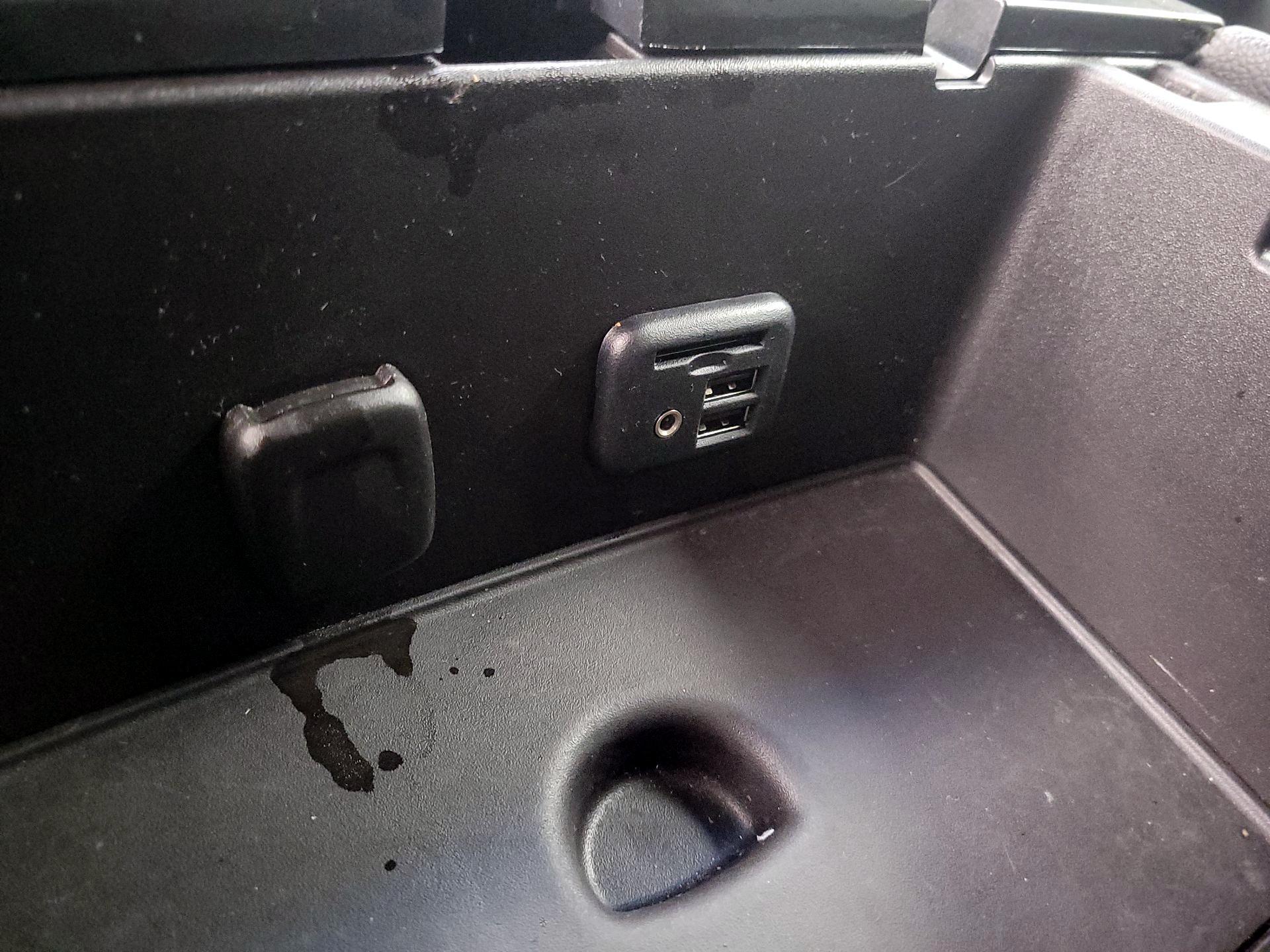 Thumbnail: 2014 Chevrolet Silverado 1500 - 18